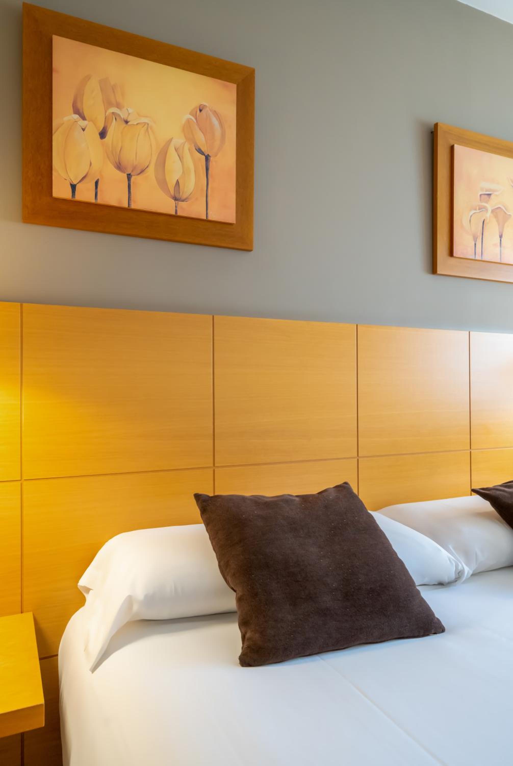 Double Room - Photo 7