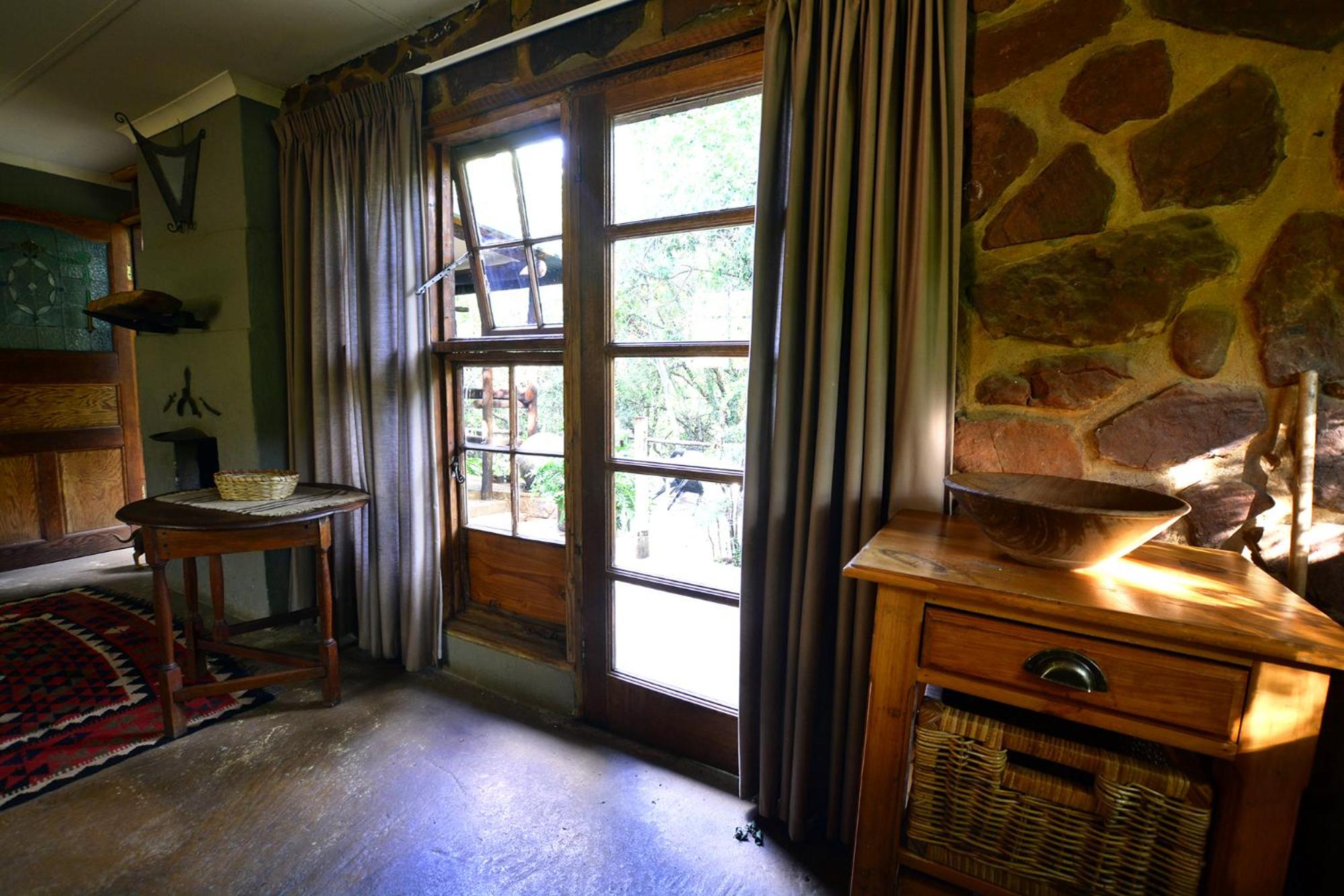 Two-Bedroom Cottage - Photo 12