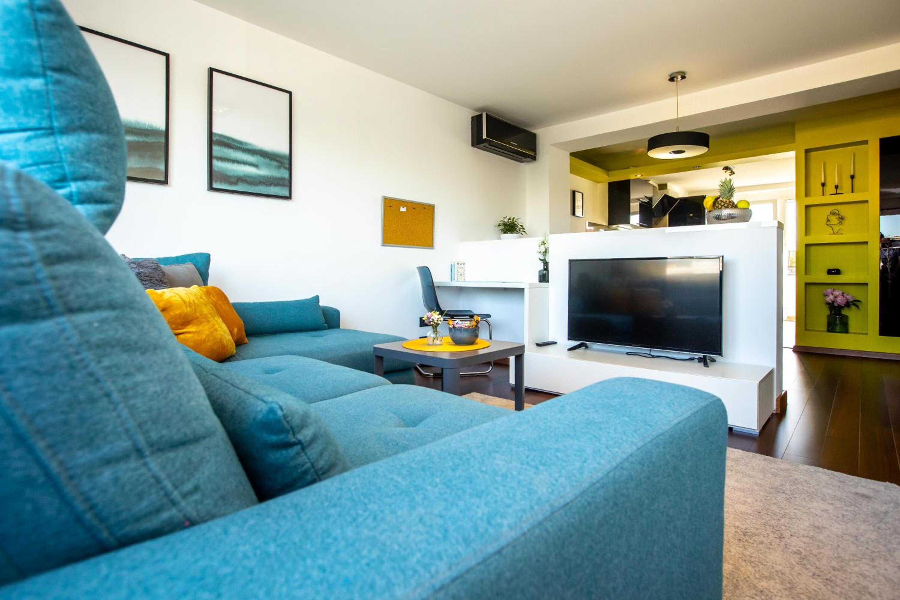 One-Bedroom Apartment
