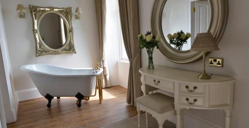 Superior King Room photo 3