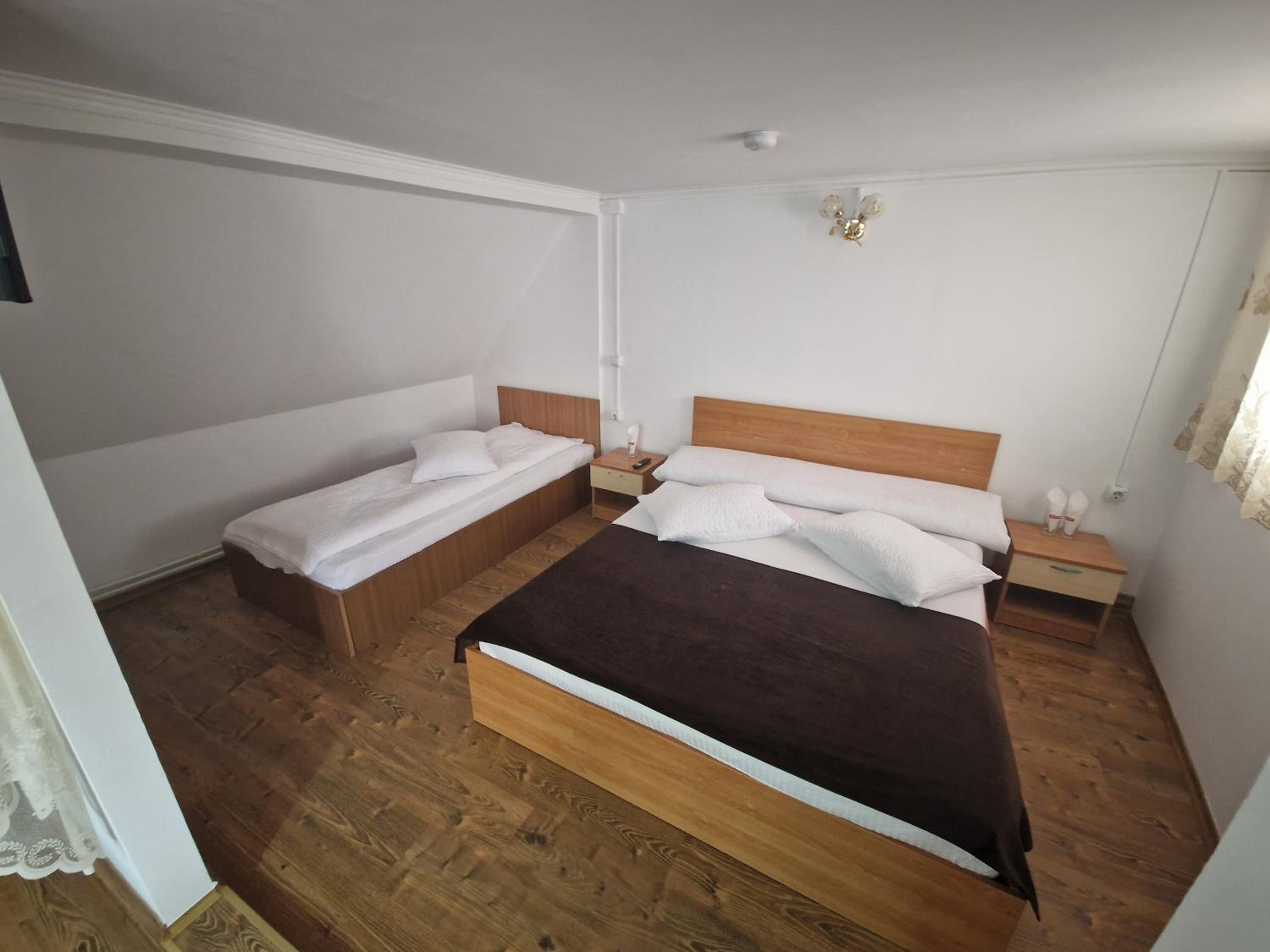 Triple Room with Private Bathroom