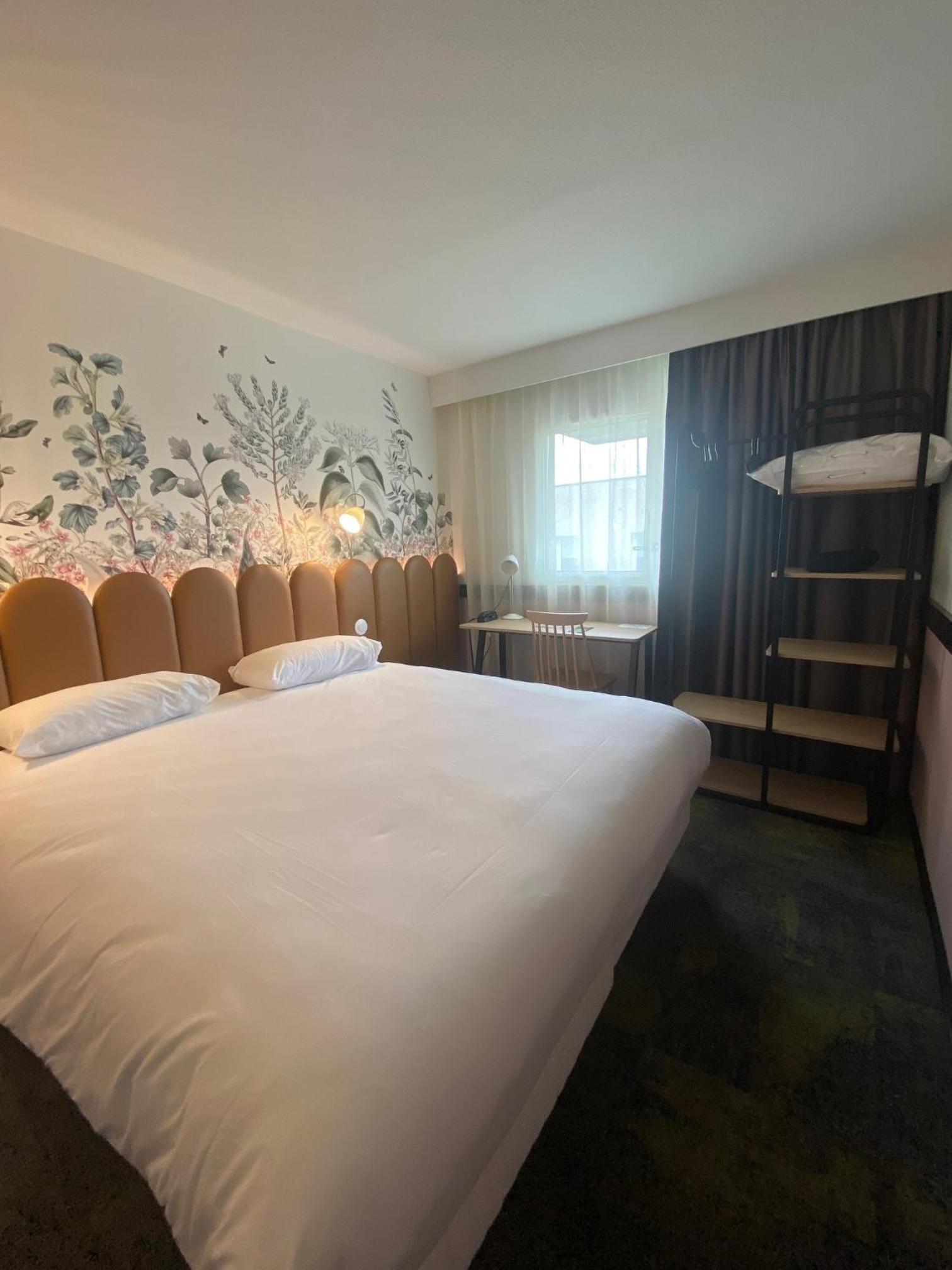 Standard Double Room - Photo 4