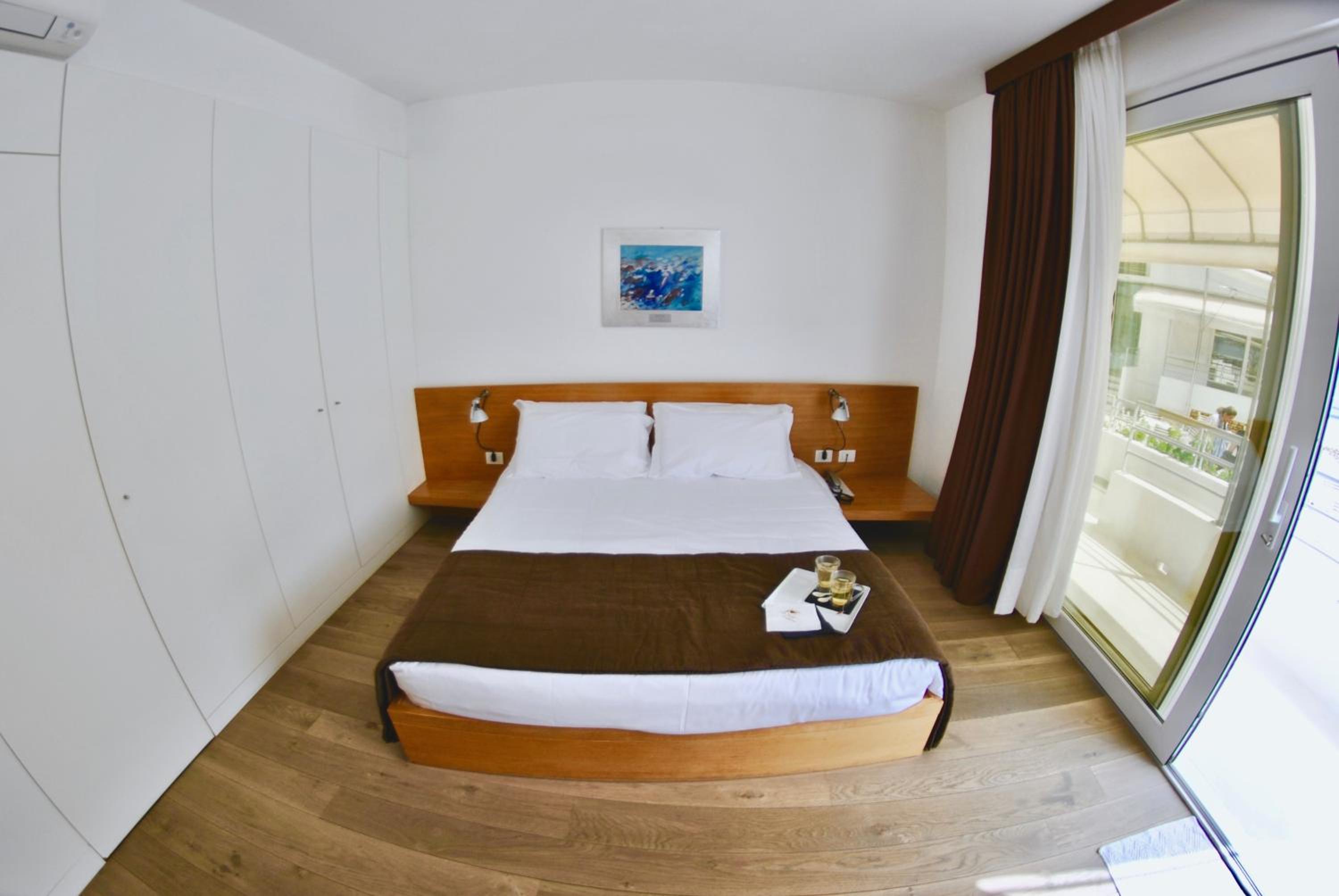 Double Room with Sea View photo 1