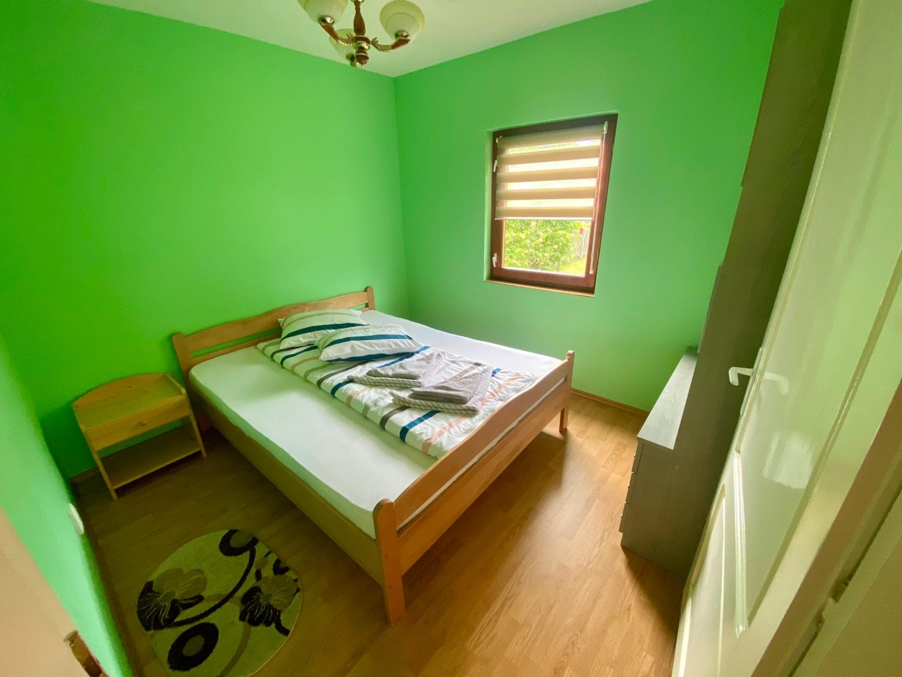 Four-Bedroom House photo 3