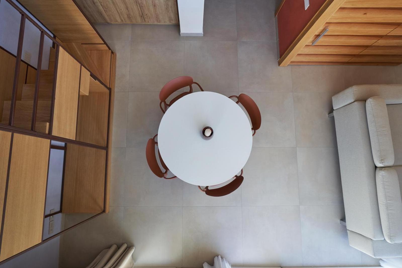 Quadruple Room with Sea View - Photo 13