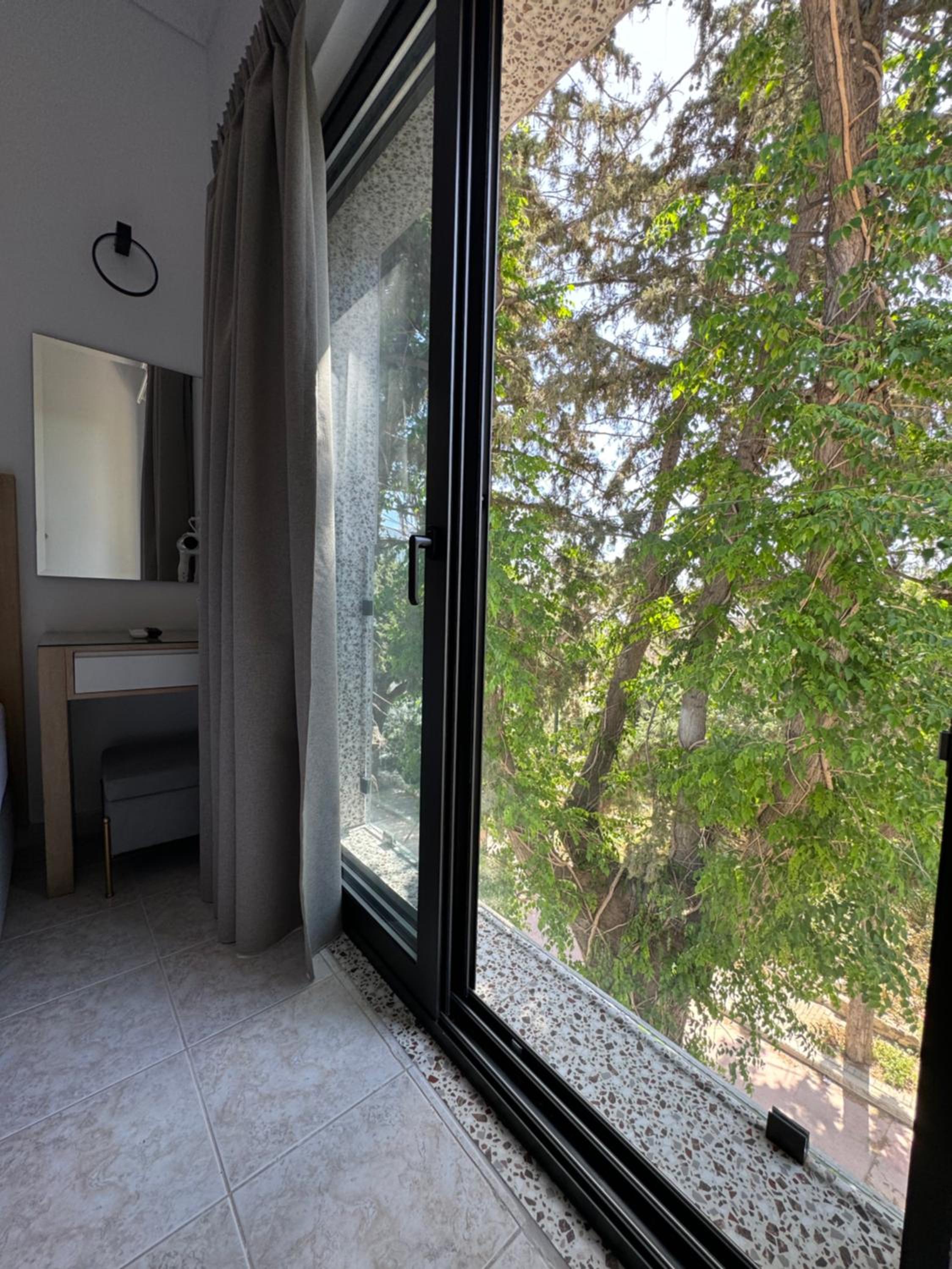 Triple Room - Photo 13