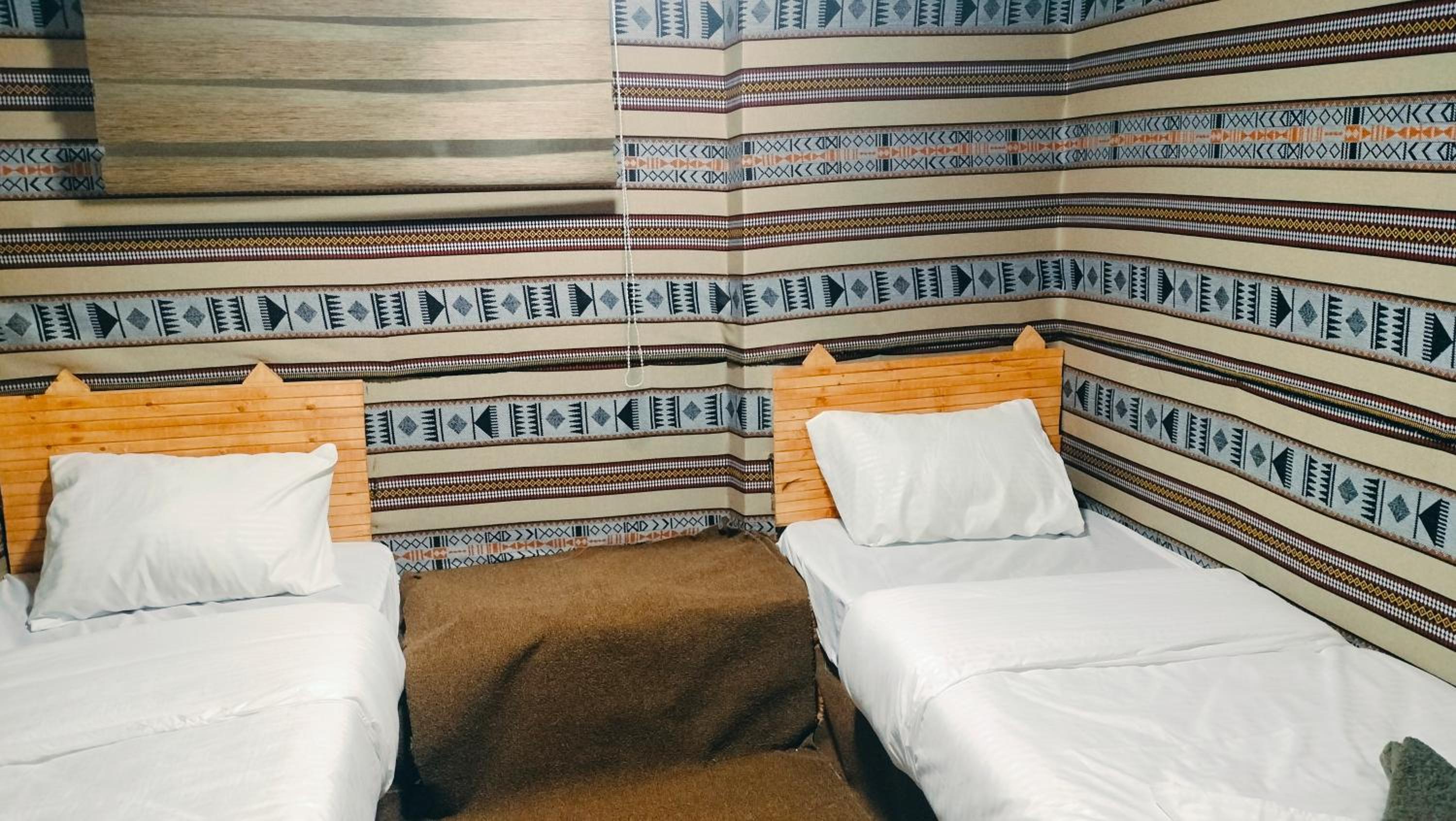 Double Room with Shared Bathroom photo 1