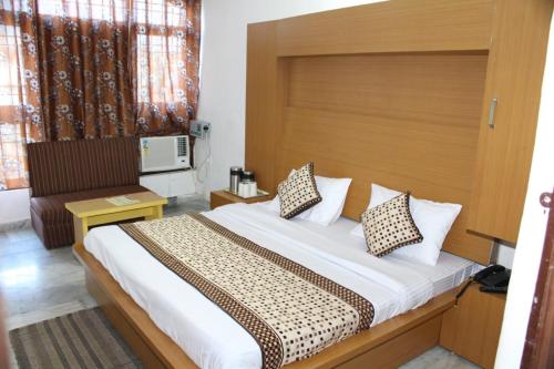 Budget Double Room photo 1