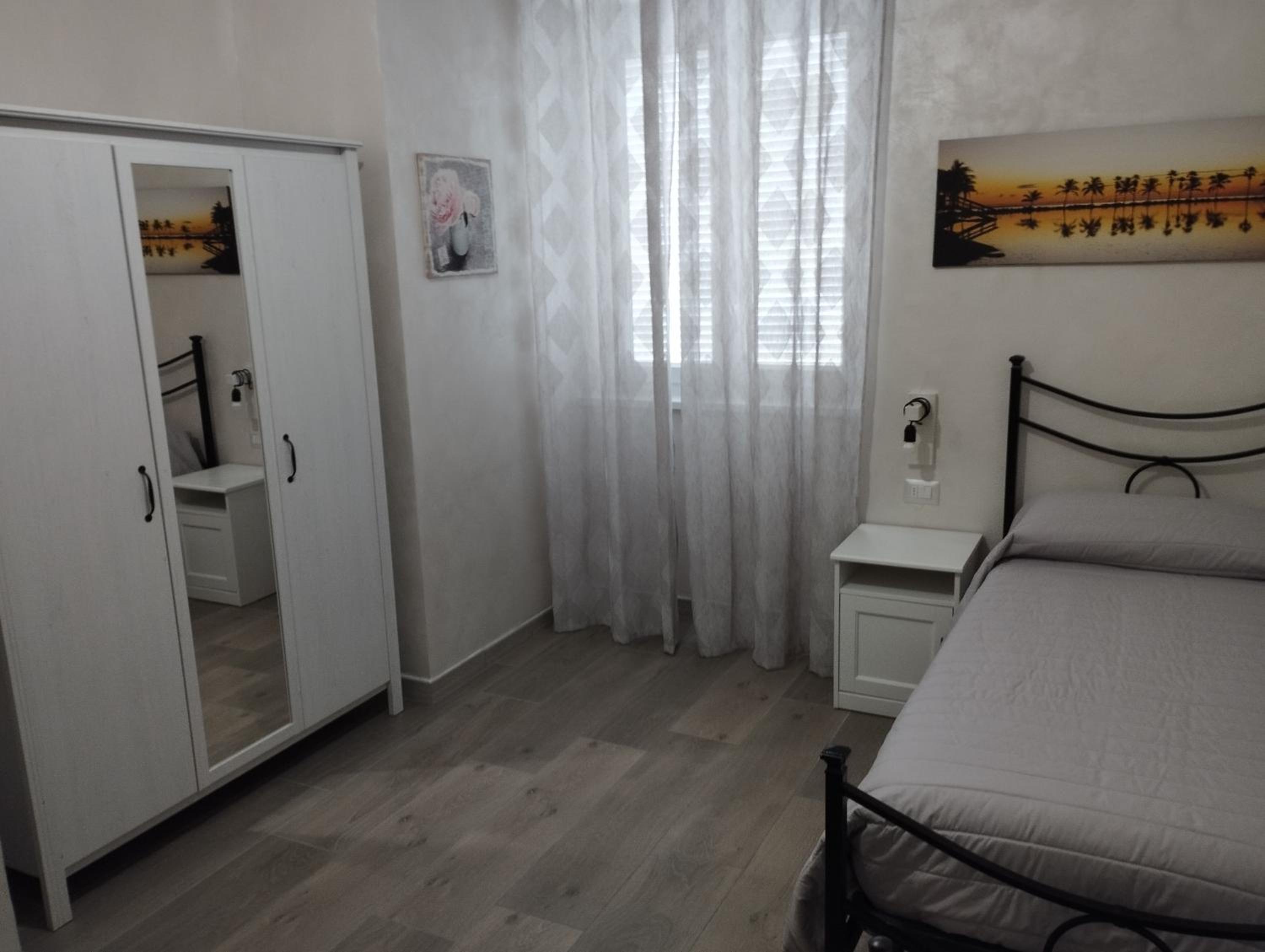 Standard Single Room with Shared Bathroom photo 1