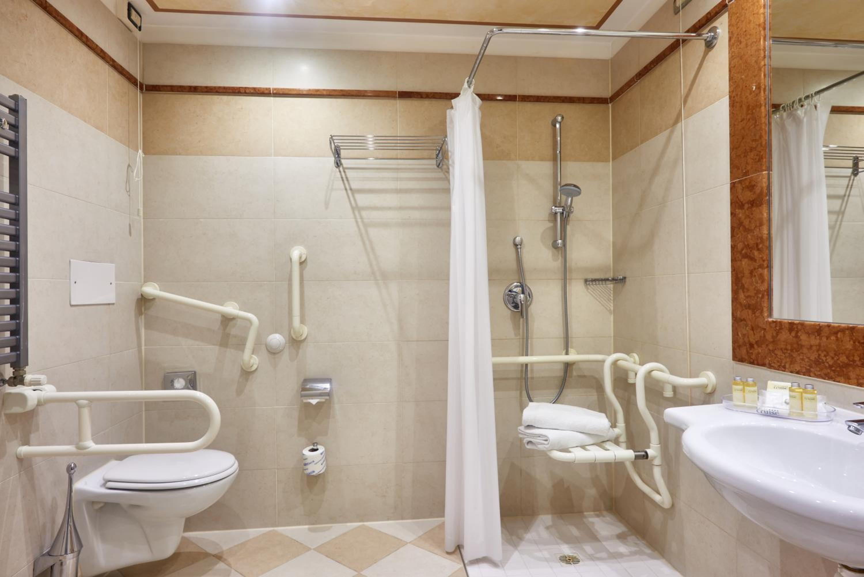Crociera in albergo, Foto 4