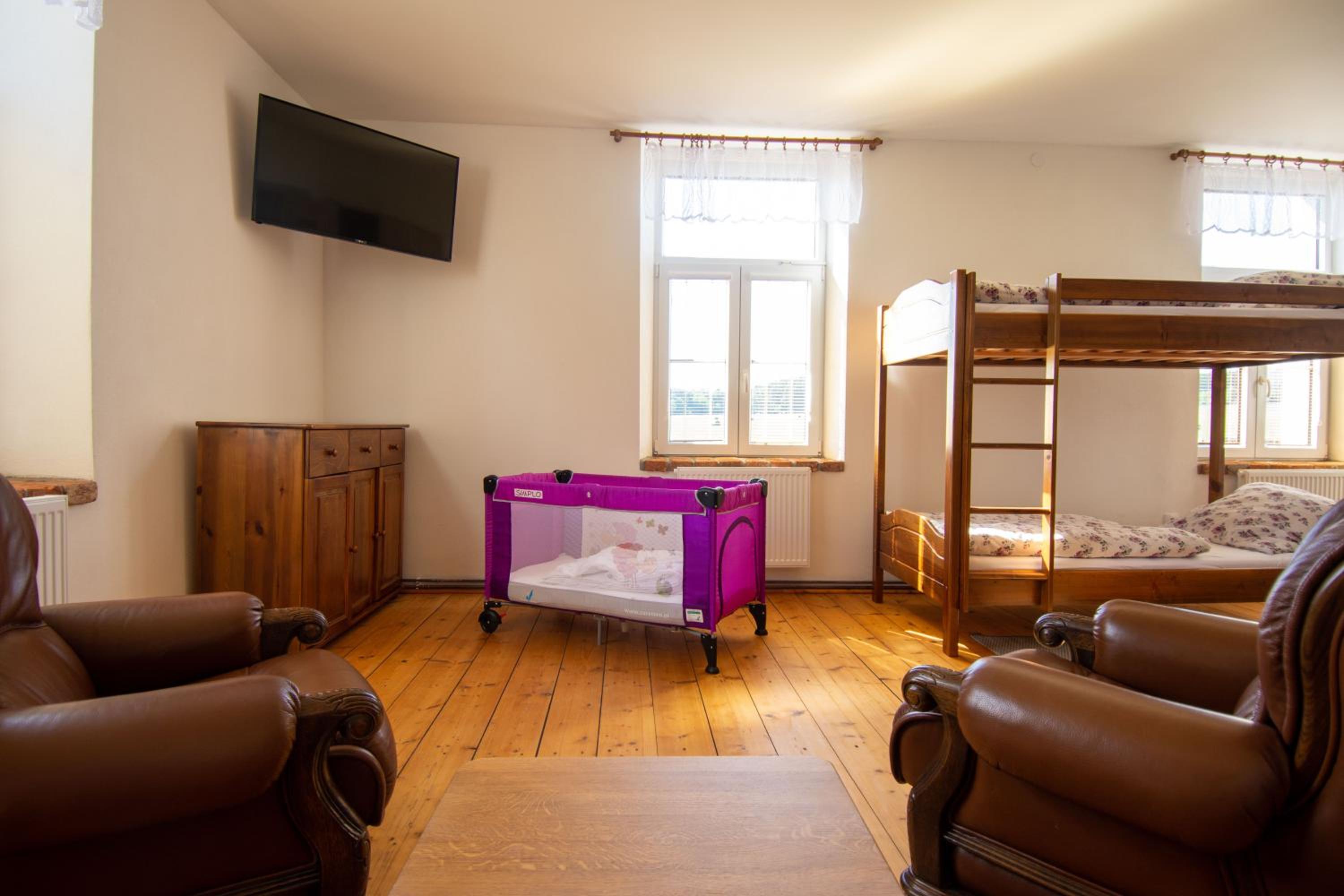 One-Bedroom Apartment with Garden View photo 2