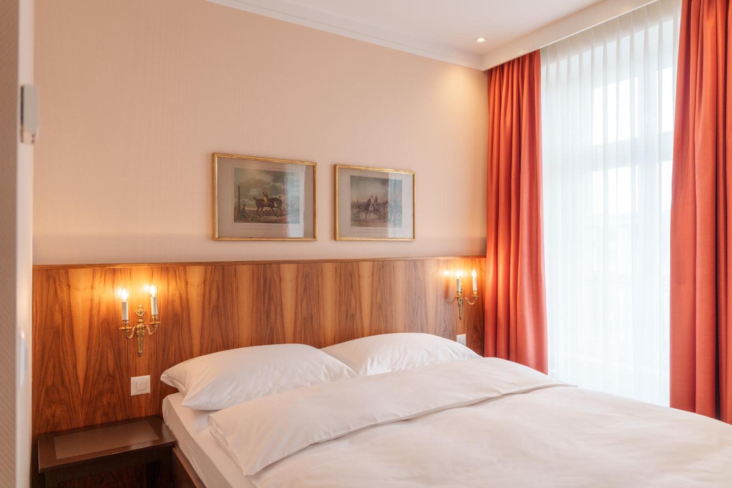 Business Double or Twin Room - Photo 4