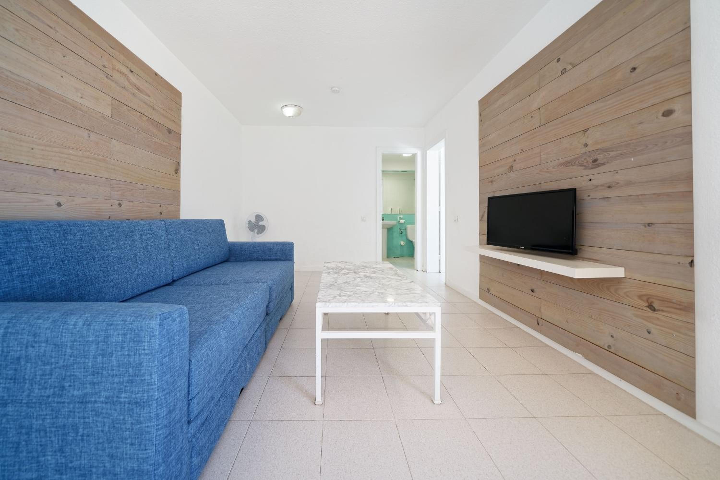Double Room with living room - Photo 4