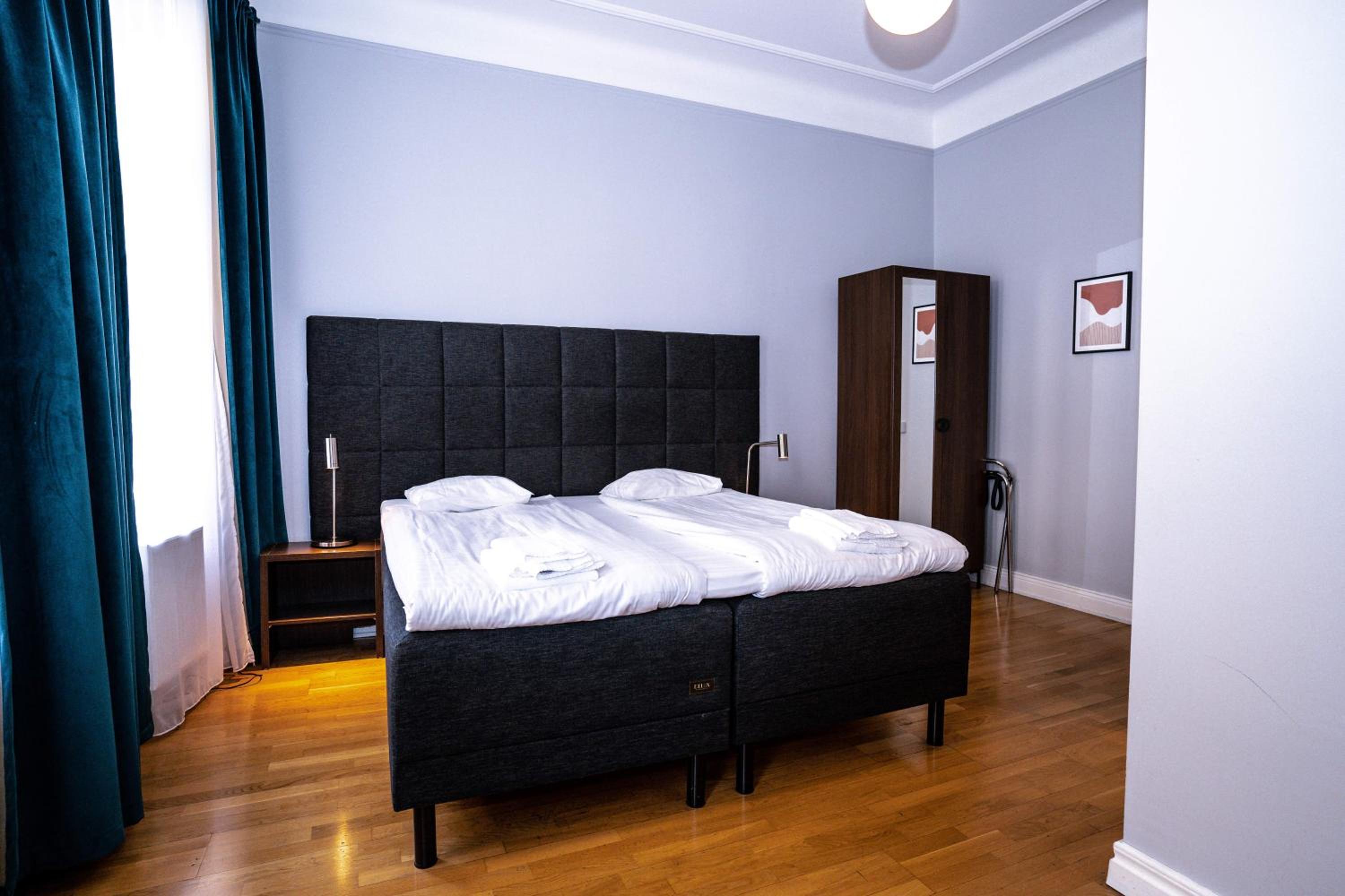 Double Room - Photo 3