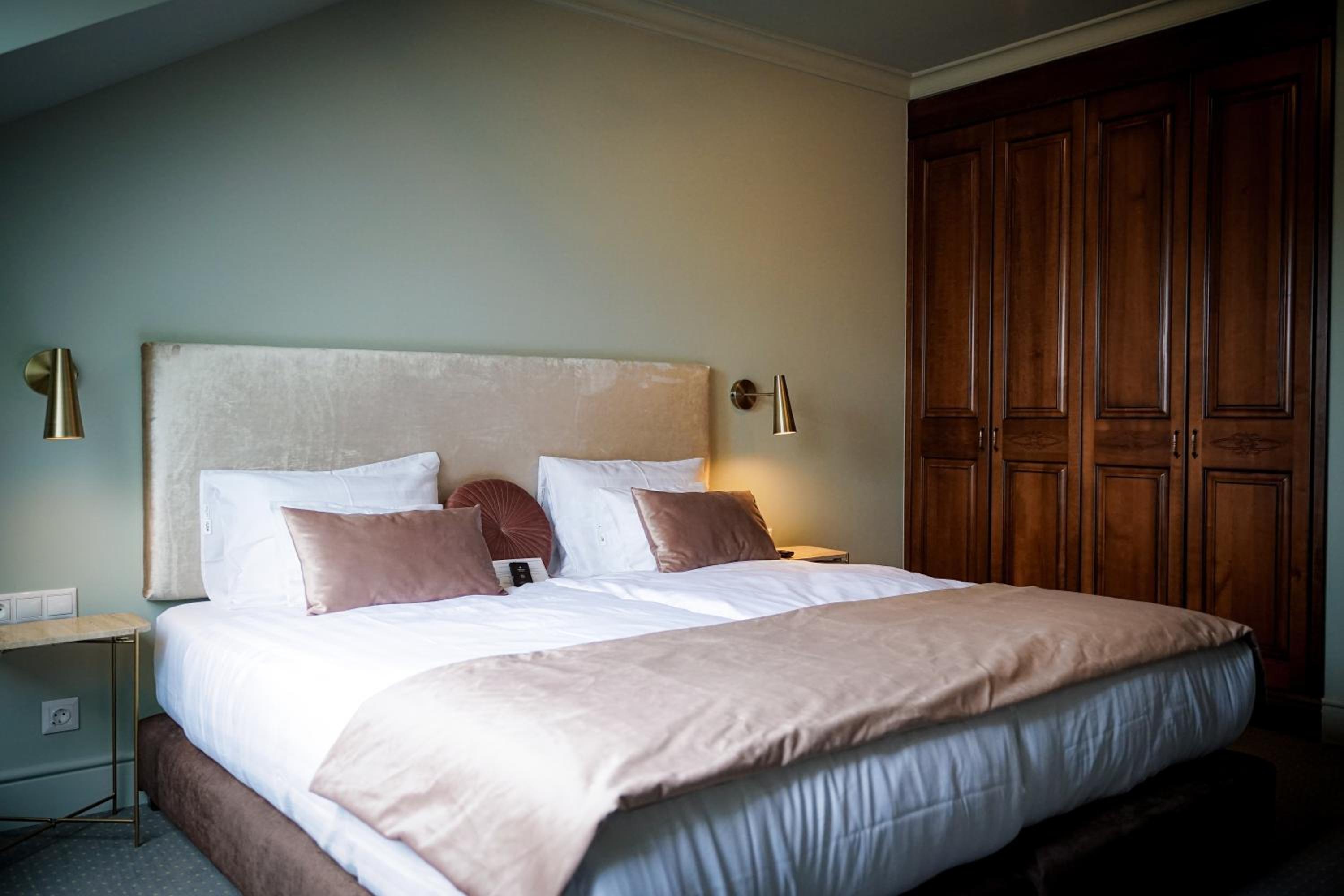 Royal Suite - Photo 10