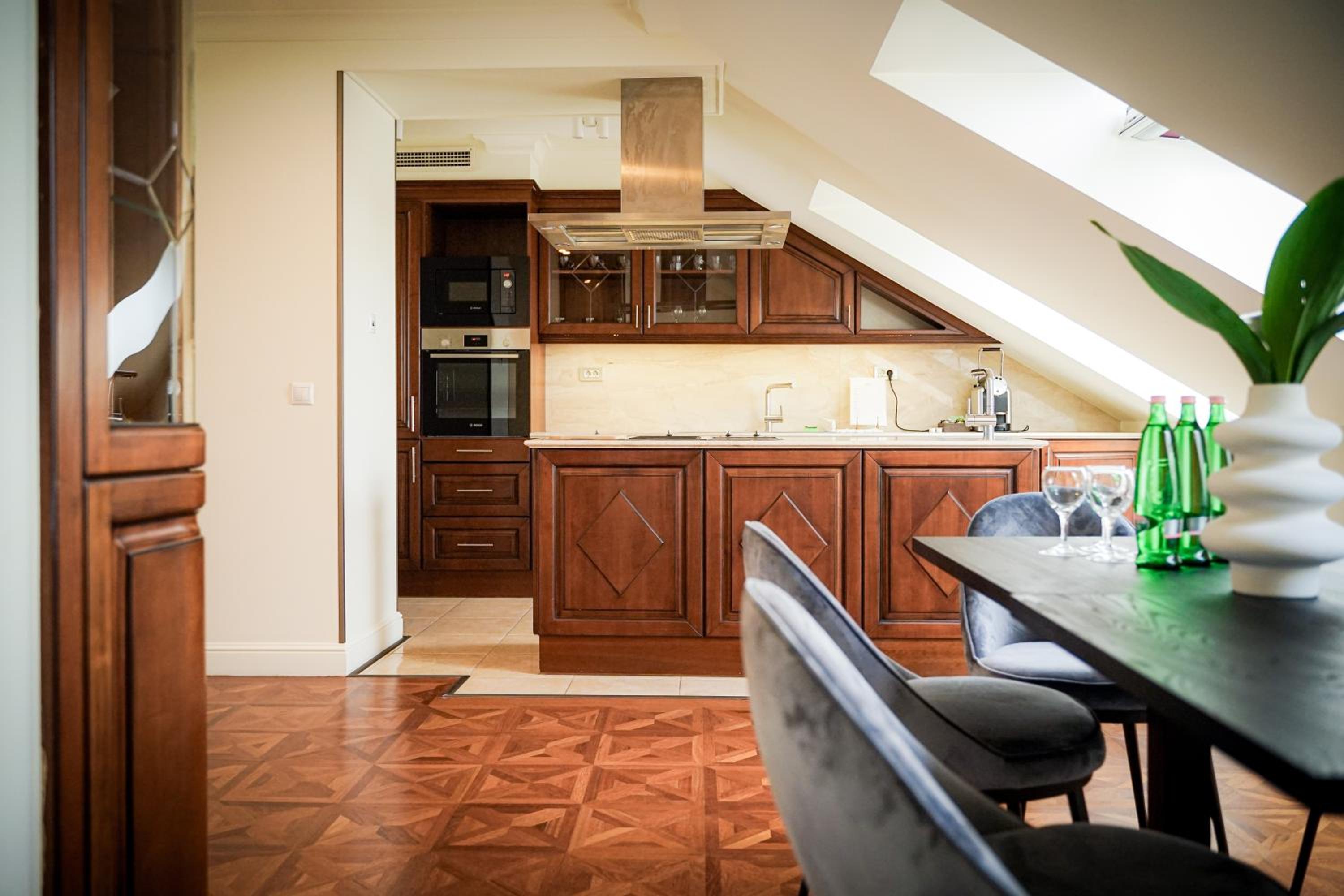 Royal Suite - Photo 3