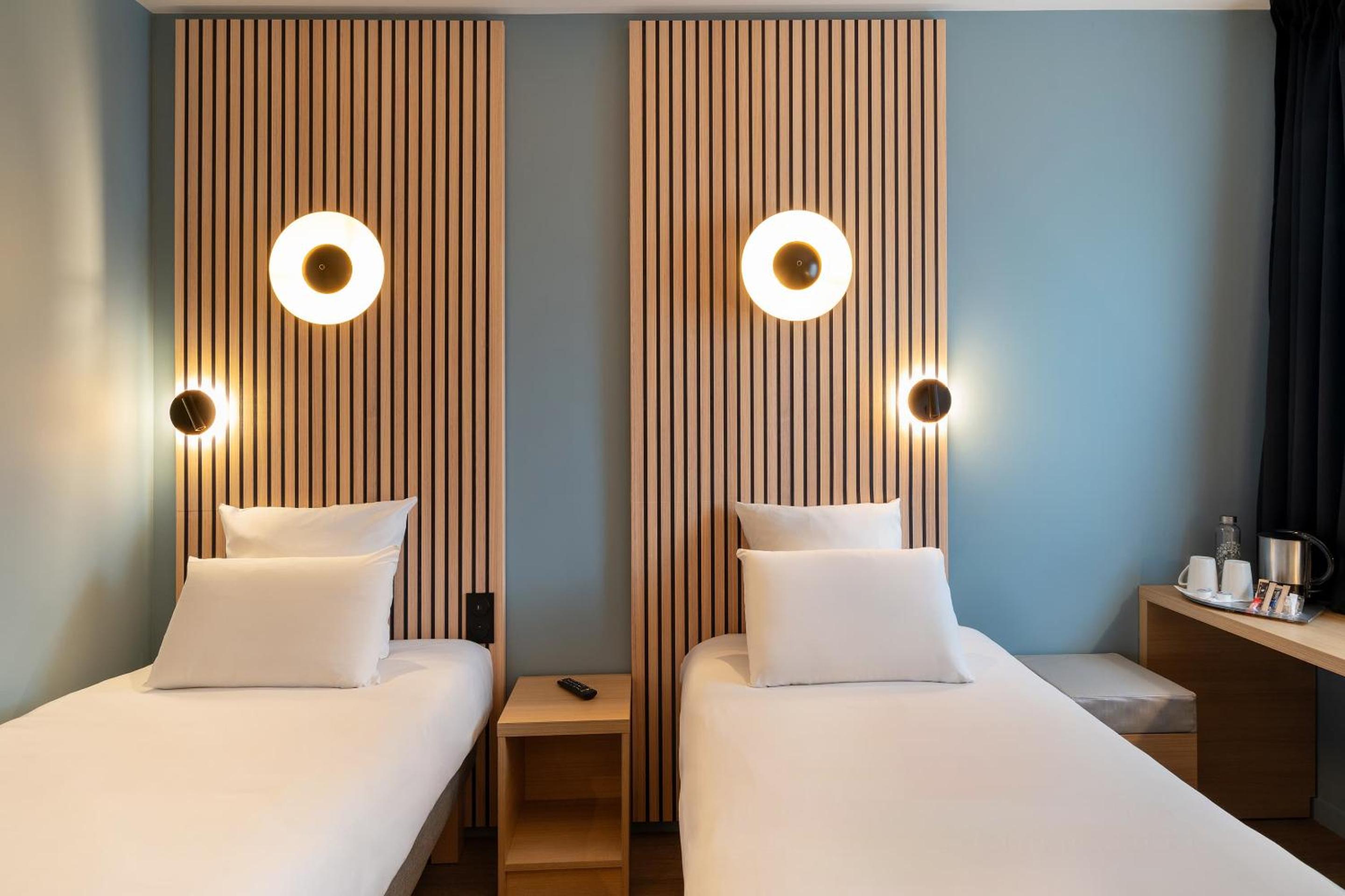 Standard Twin Room - Non-Smoking - Photo 4