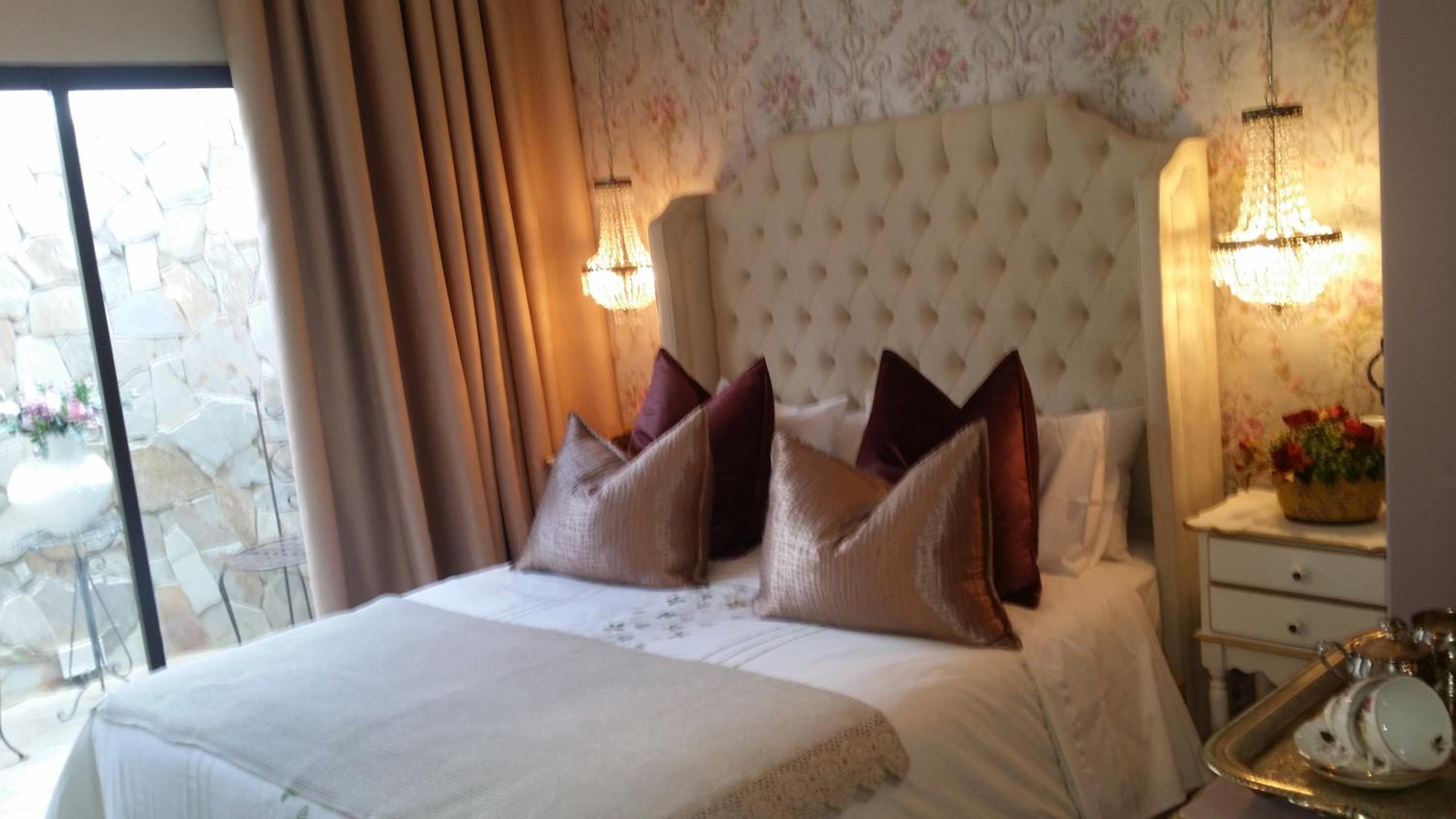 Superior Queen Room 5 - Photo 10
