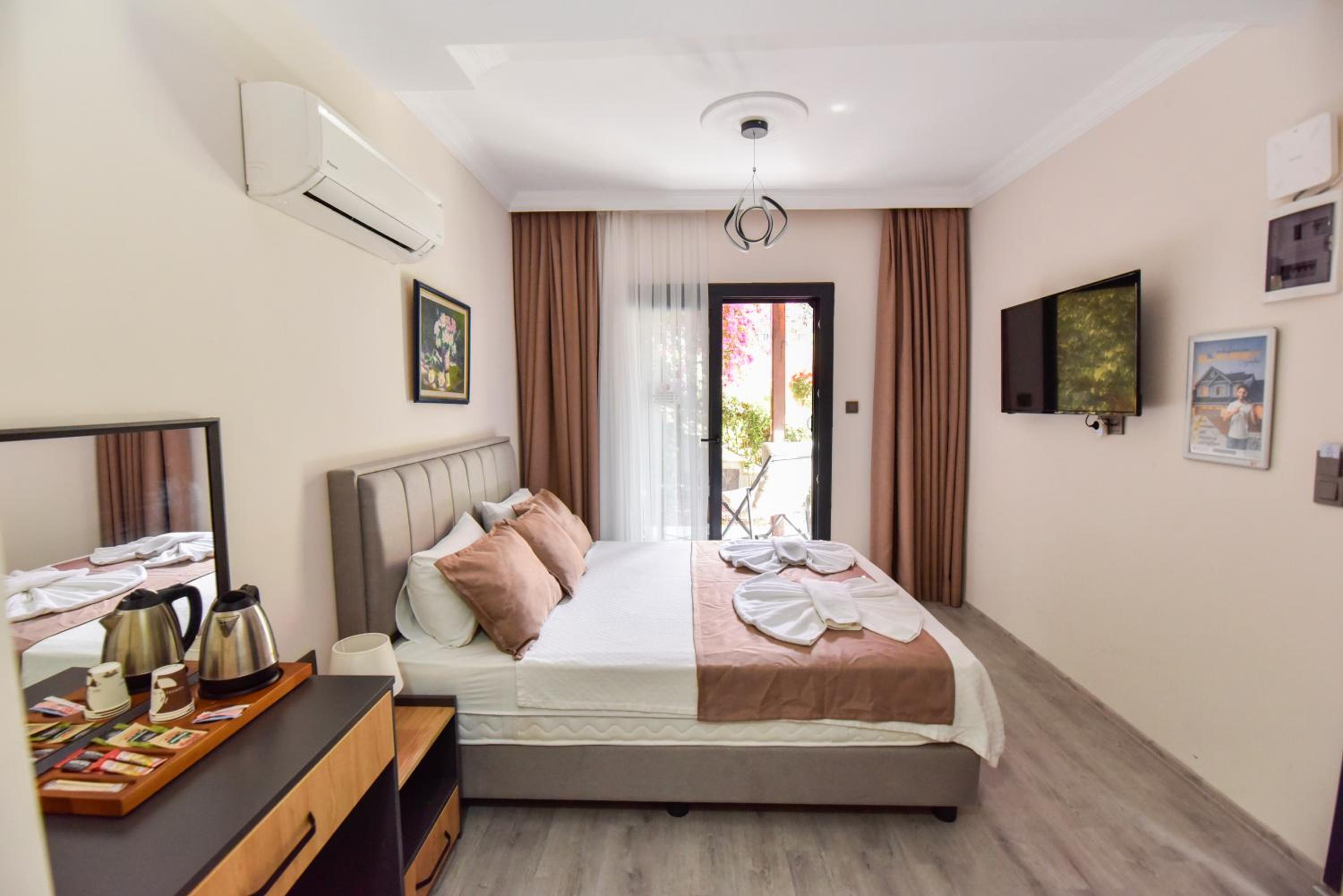 Economy Double or Twin Room - Photo 1