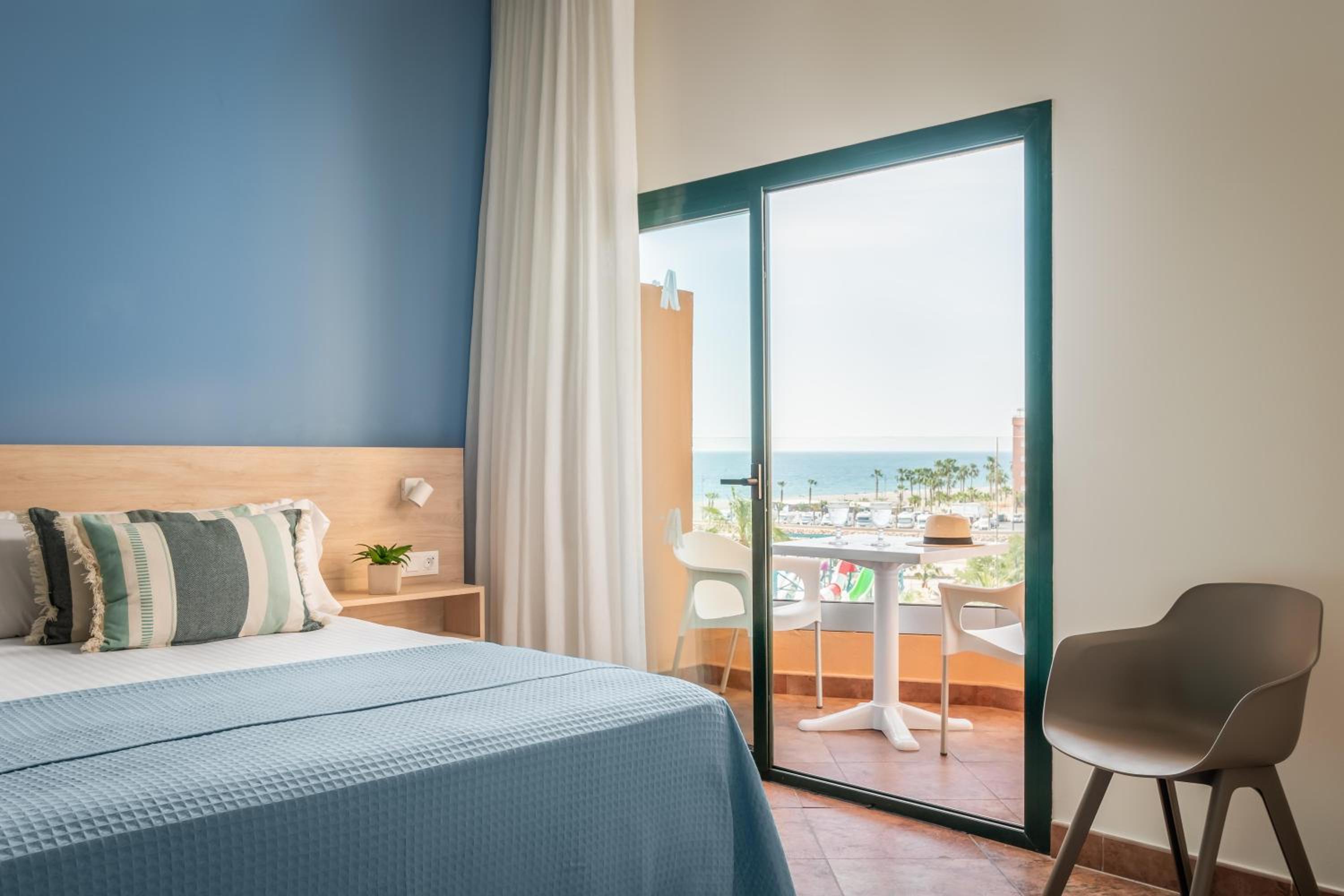 Habitación Doble con Vista al Mar