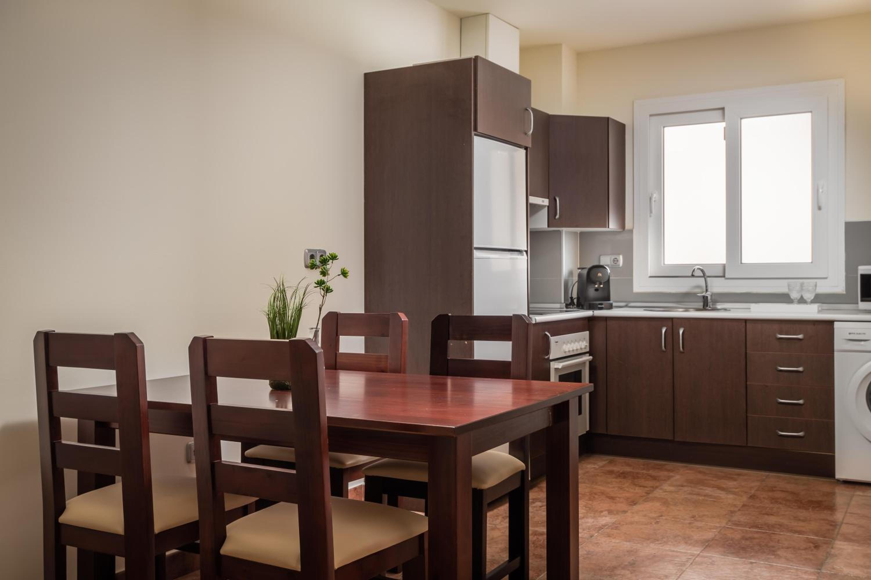 Two-Bedroom Apartment (4 Adults + 1 Child) photo 3