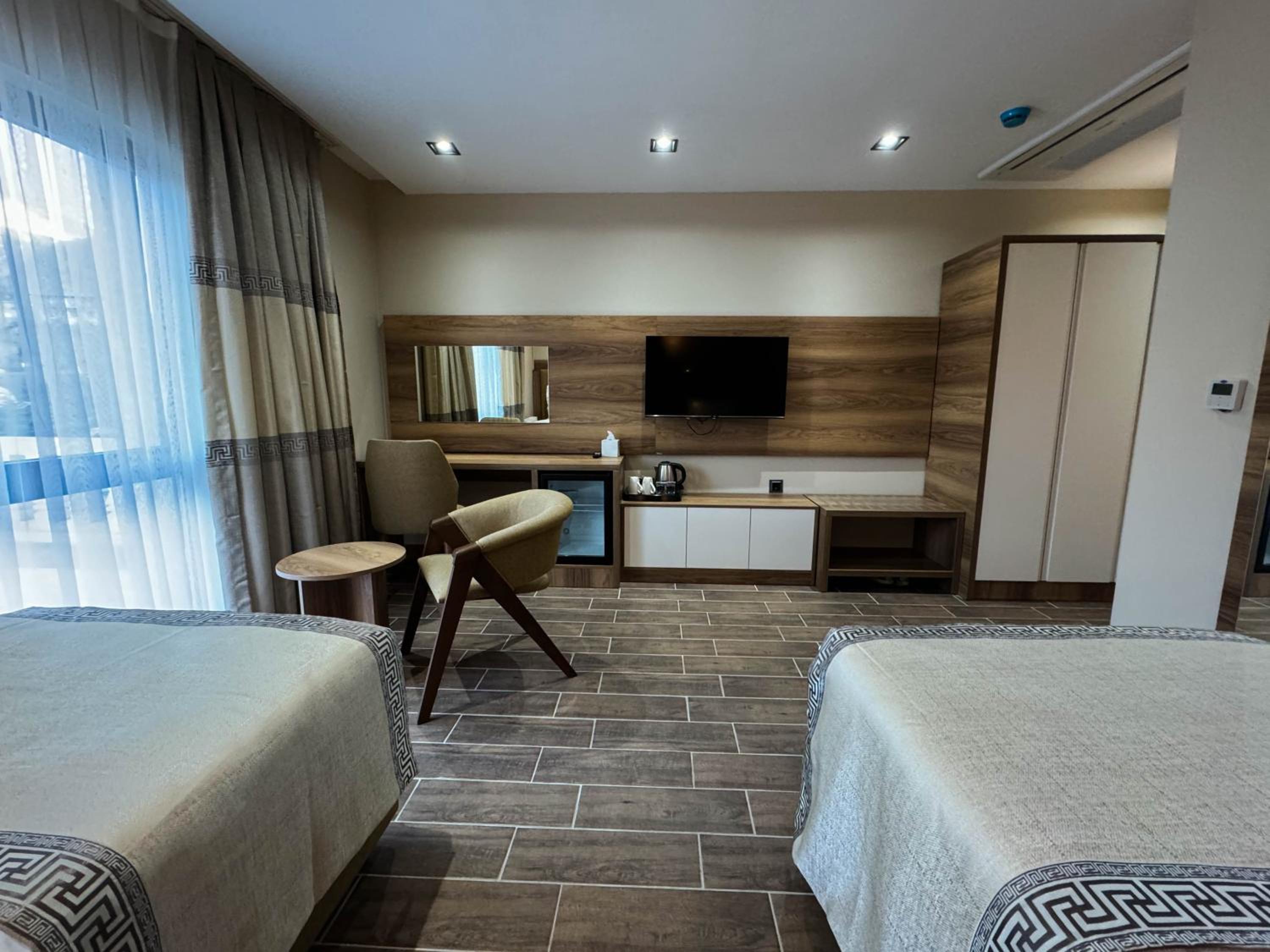 Superior Deluxe Double Or Twin Room