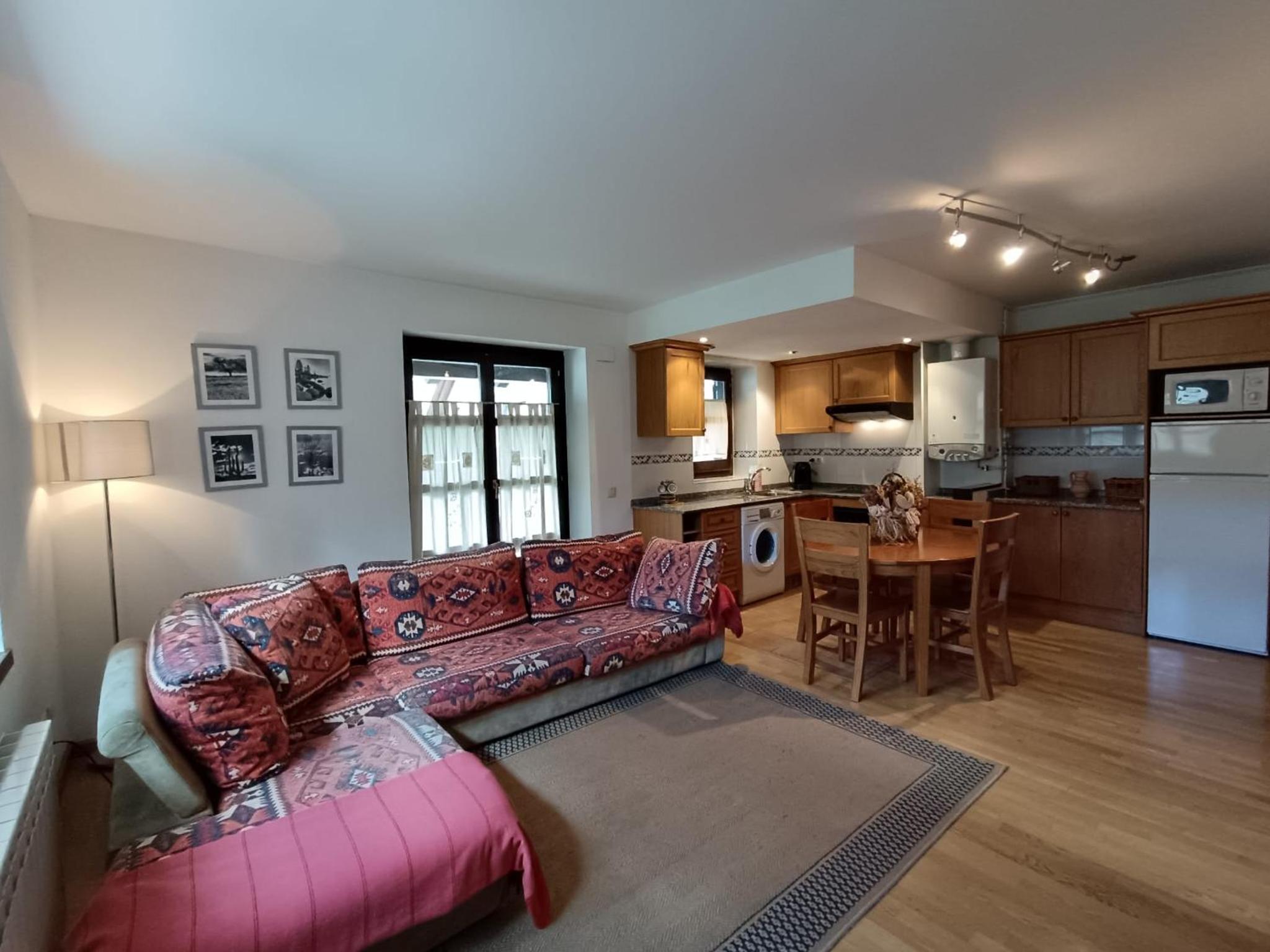 Three-Bedroom Apartment photo 2