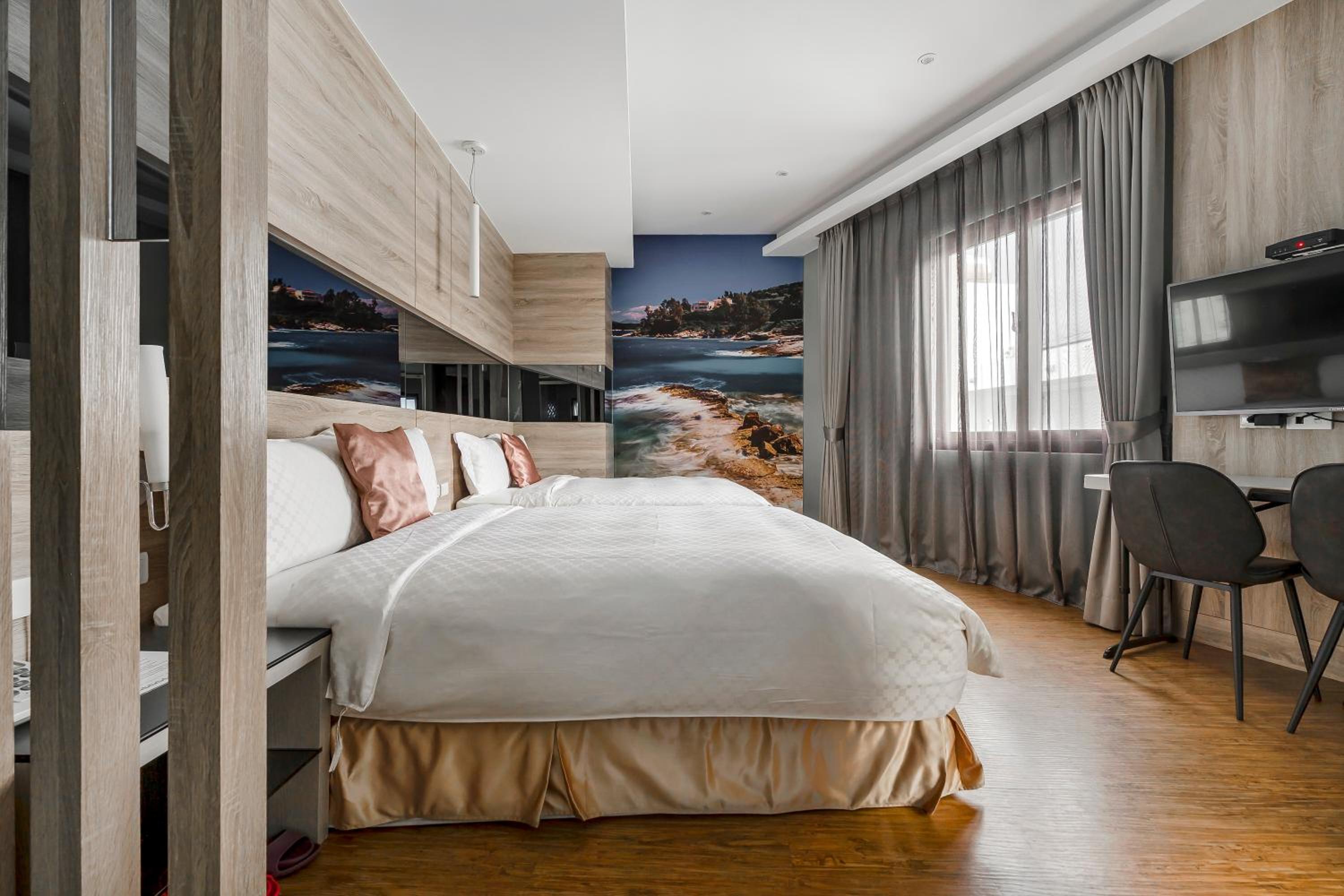 Quadruple Room with Mountain View - Photo 4