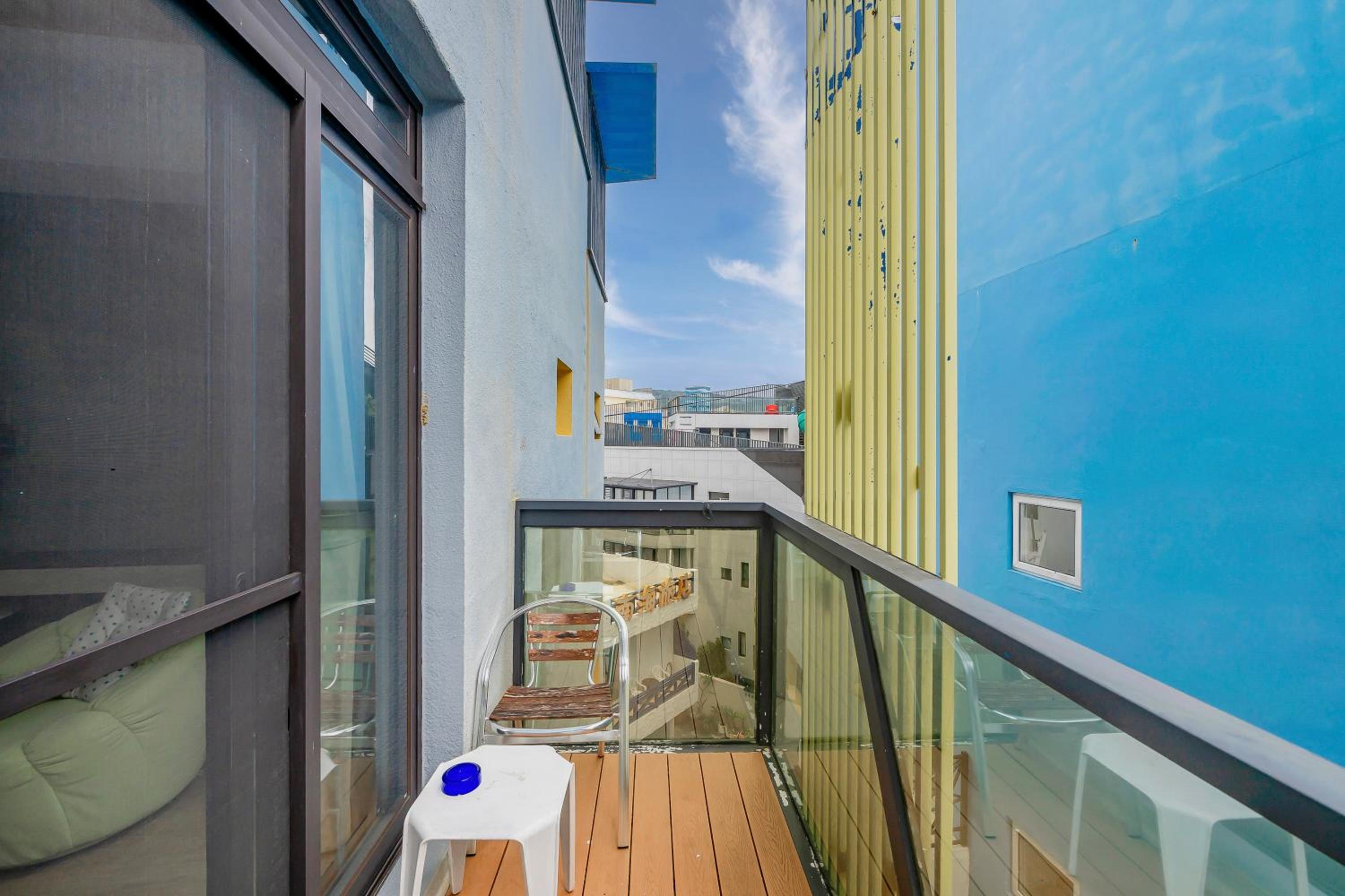 Family Room with Balcony - Photo 8