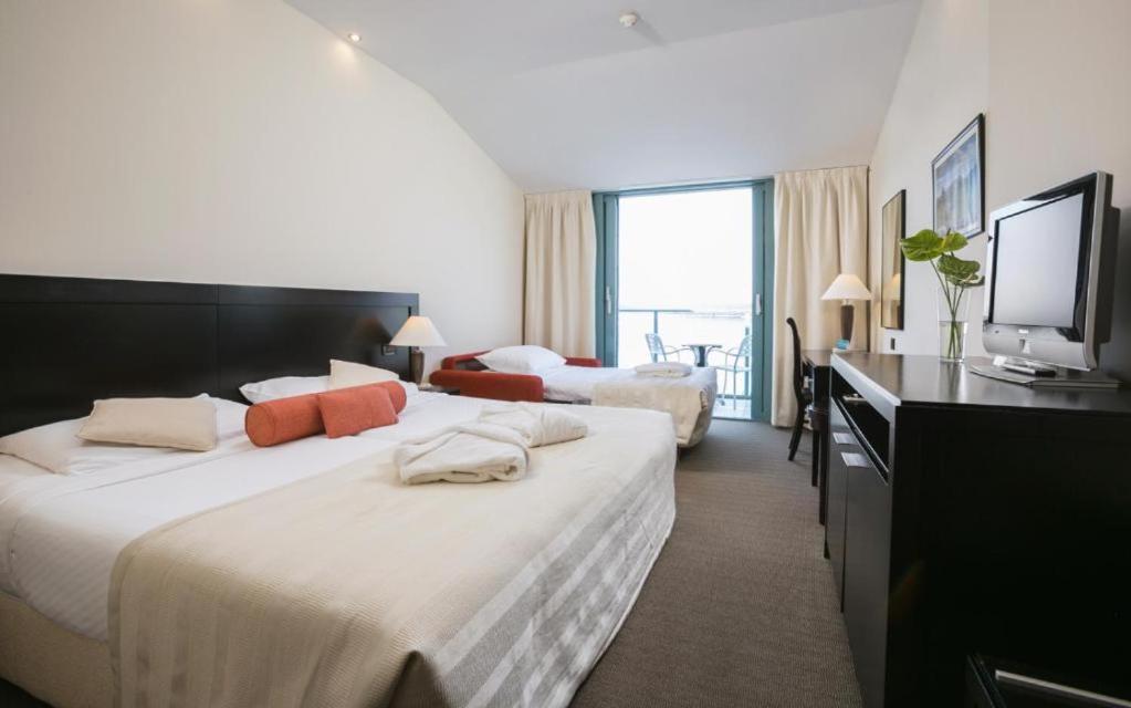 Special Offer: Double Room With Side Sea View - Buffet Dinner Included - Photo 2