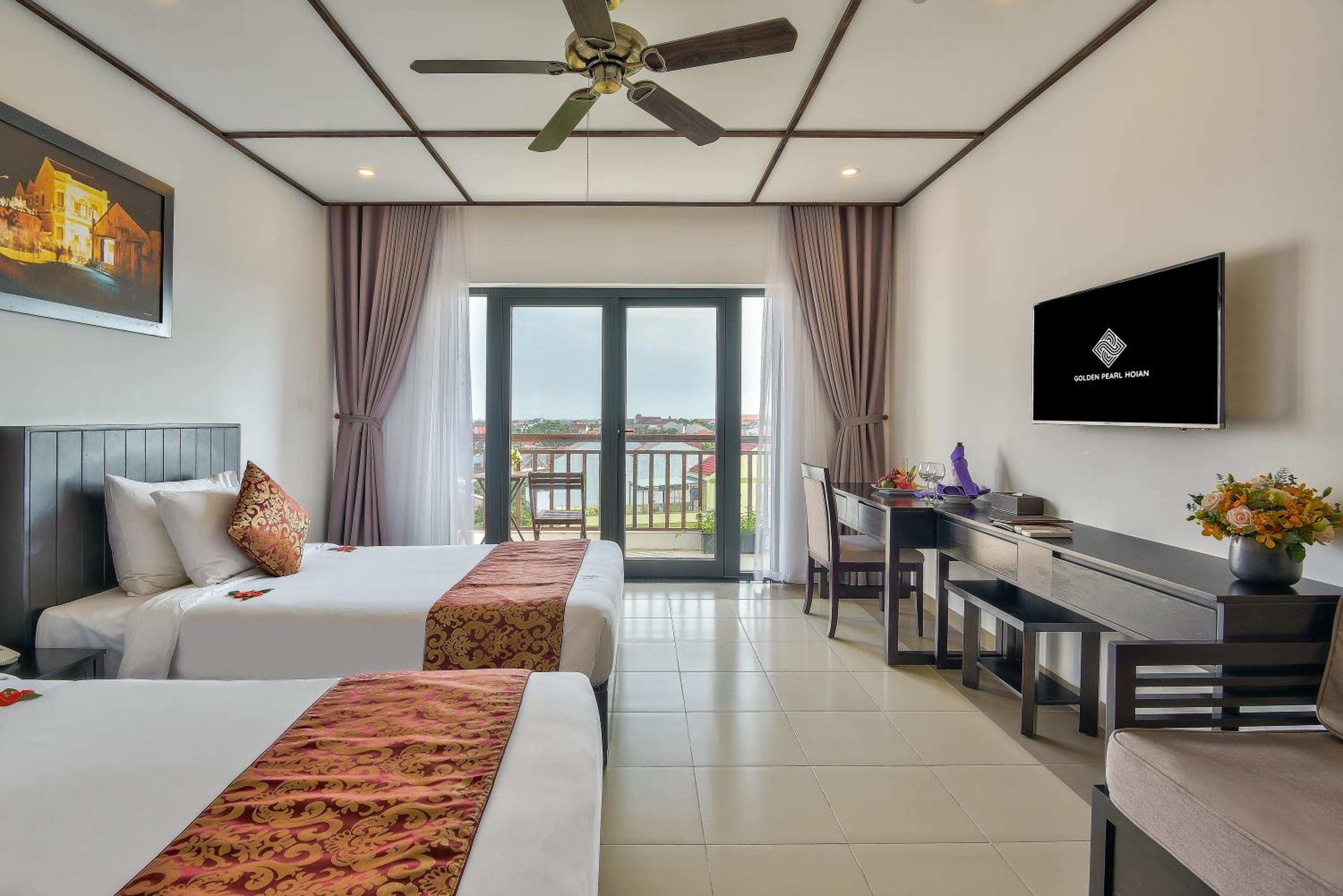 Premier Twin Balcony City View