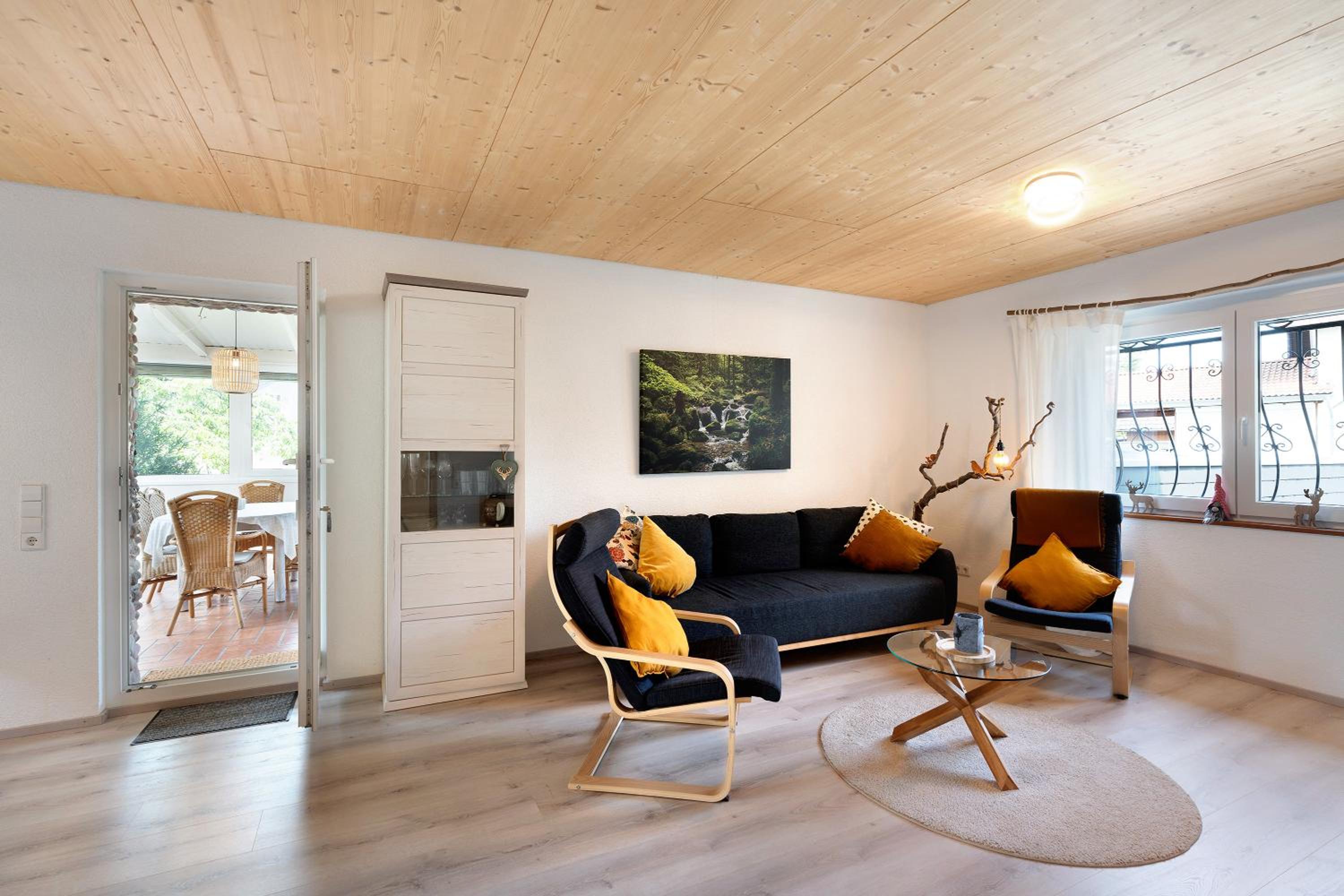 Two-Bedroom Deluxe Apartment with Garden View