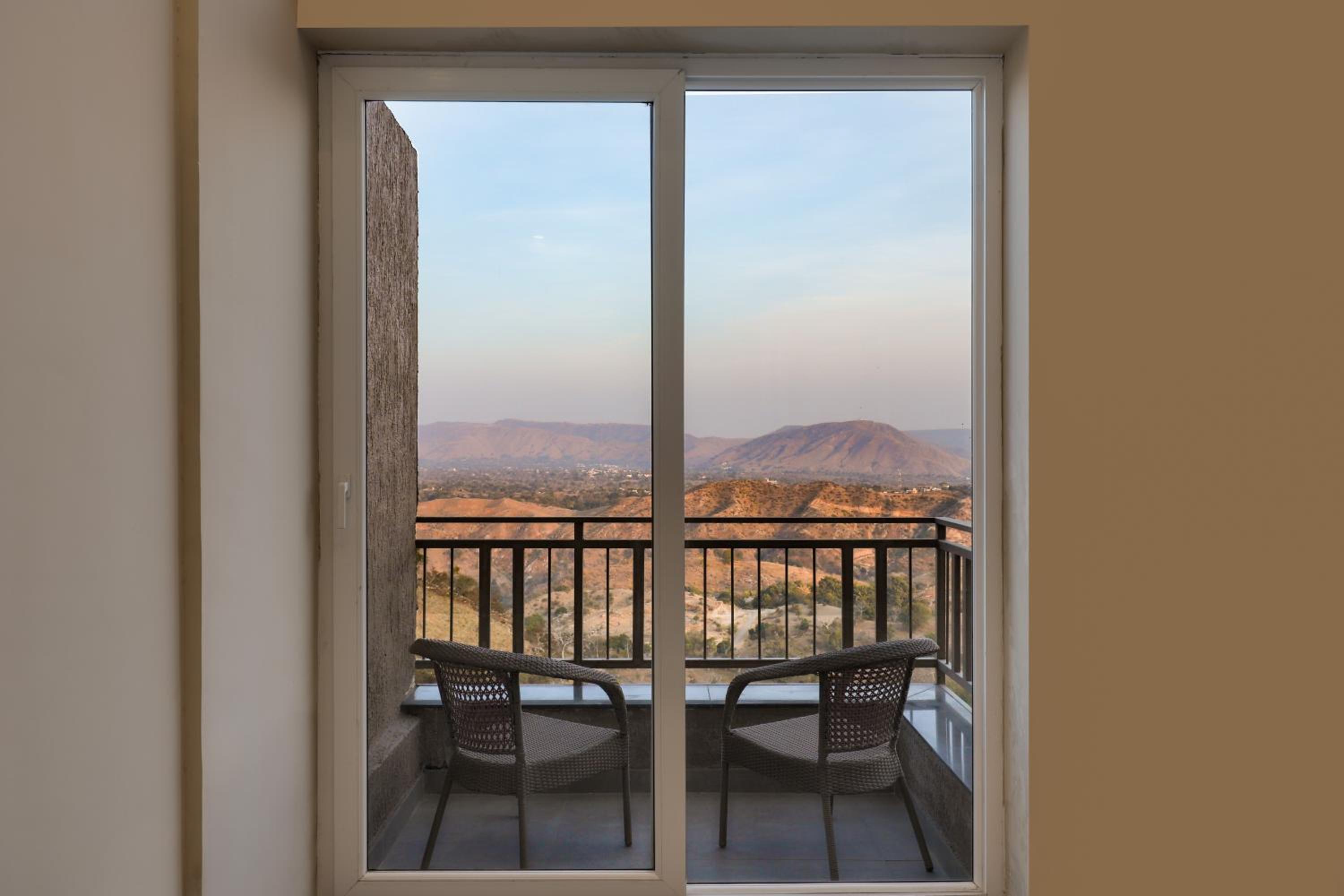 Studio Room with Private Pool (Complimentary Welcome Drink on arrival) - Photo 10