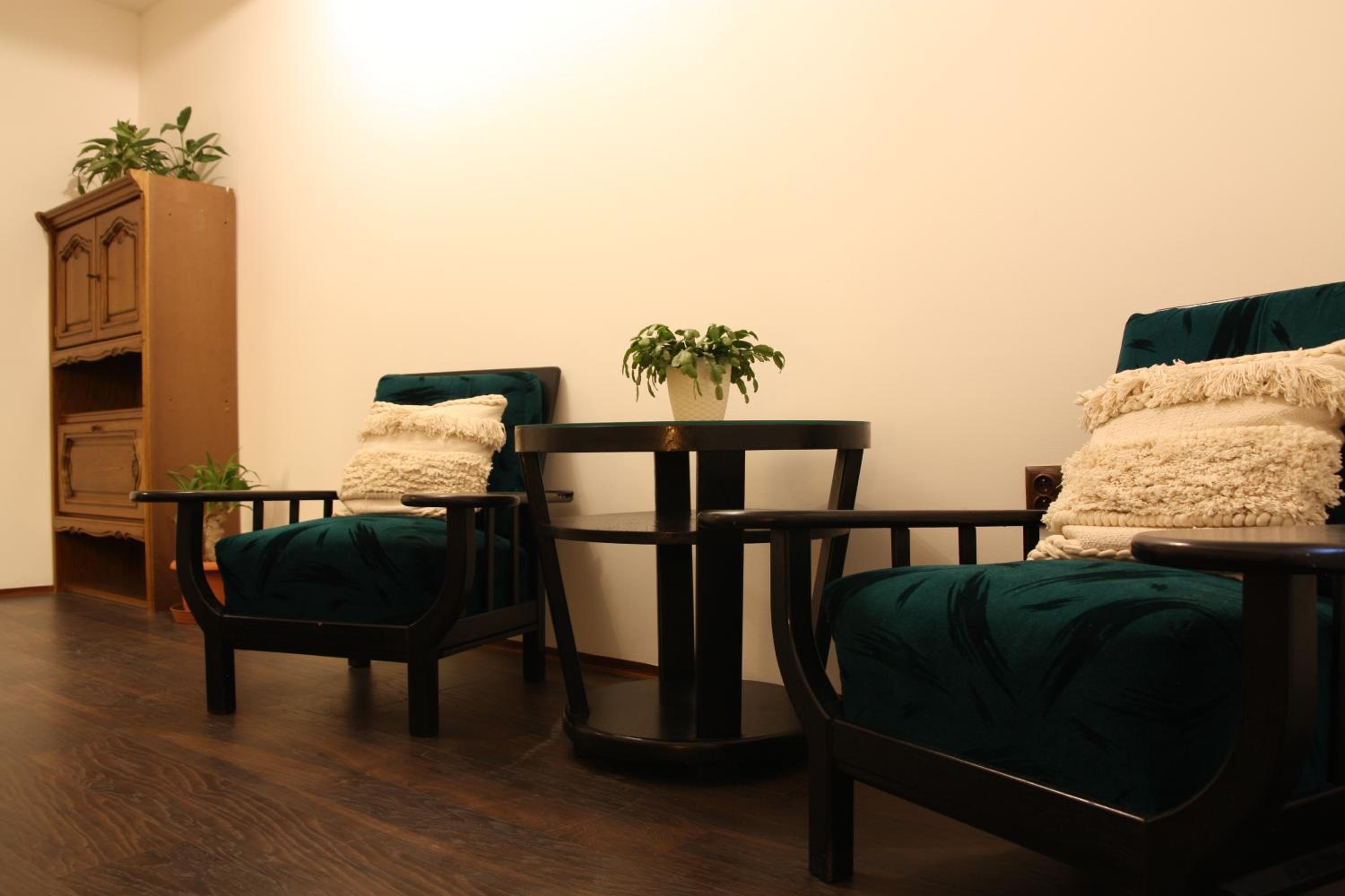 Studio Apartment photo 3