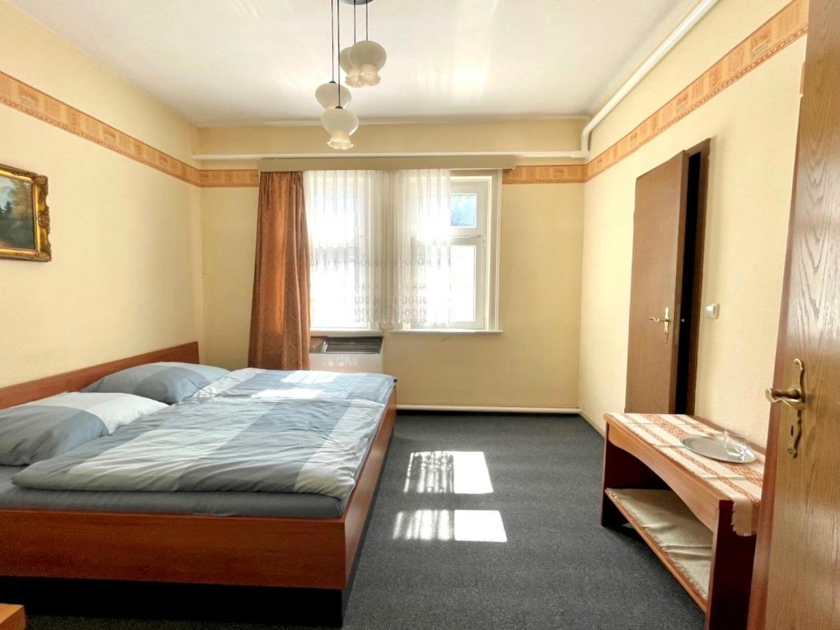 Double Room With Private Bathroom photo 1