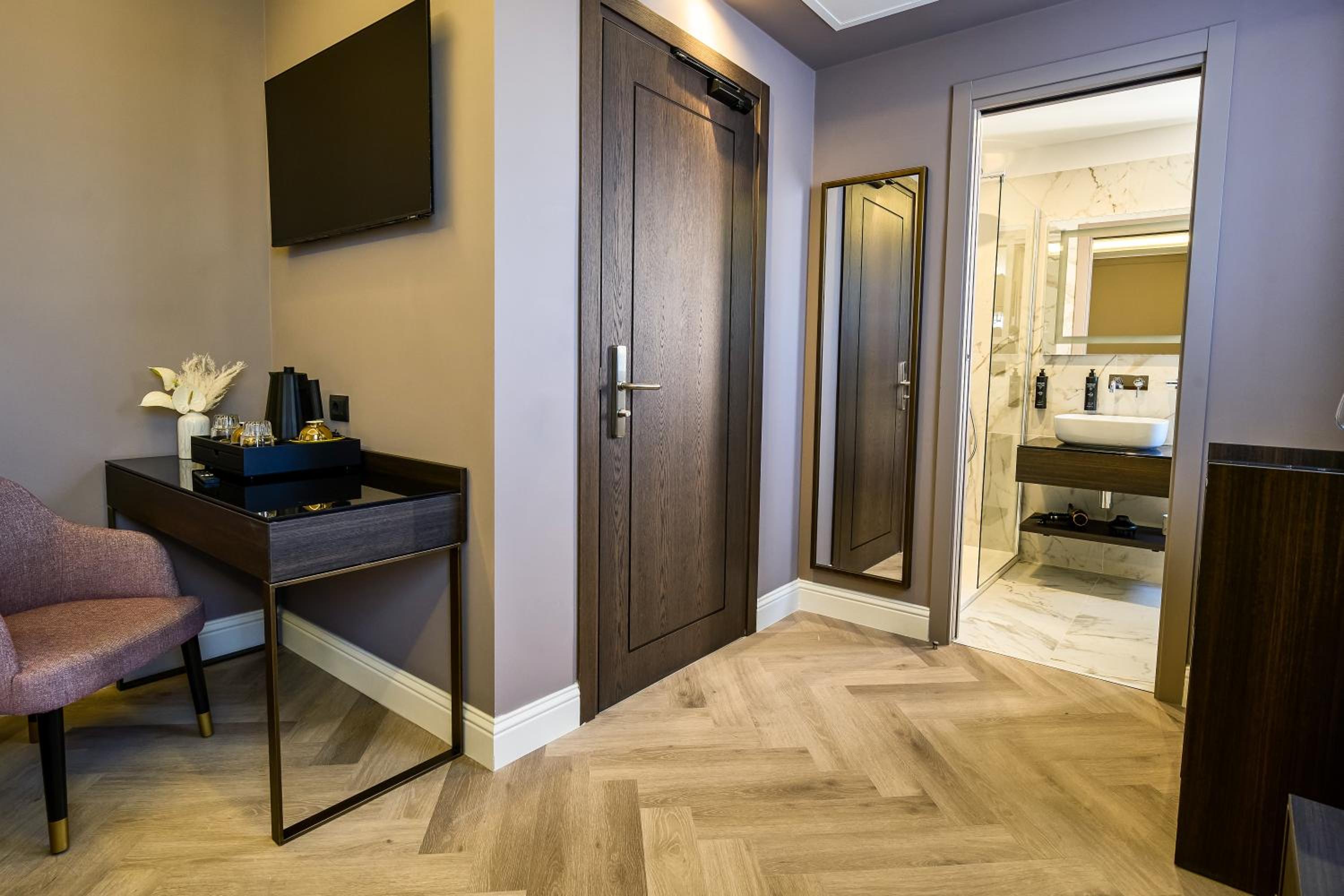 Superior Double Room - Photo 3