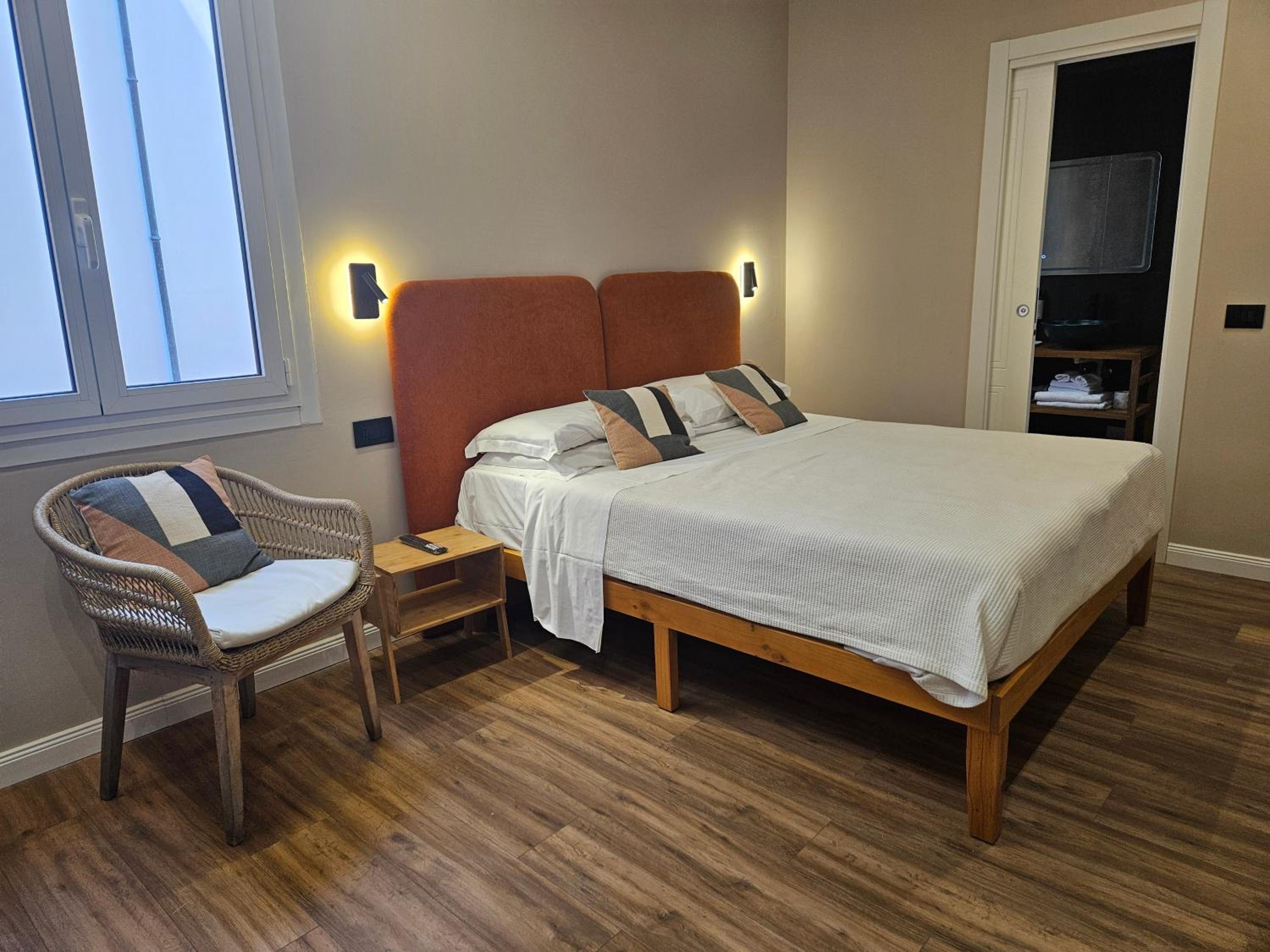 Standard Triple Room - Photo 1