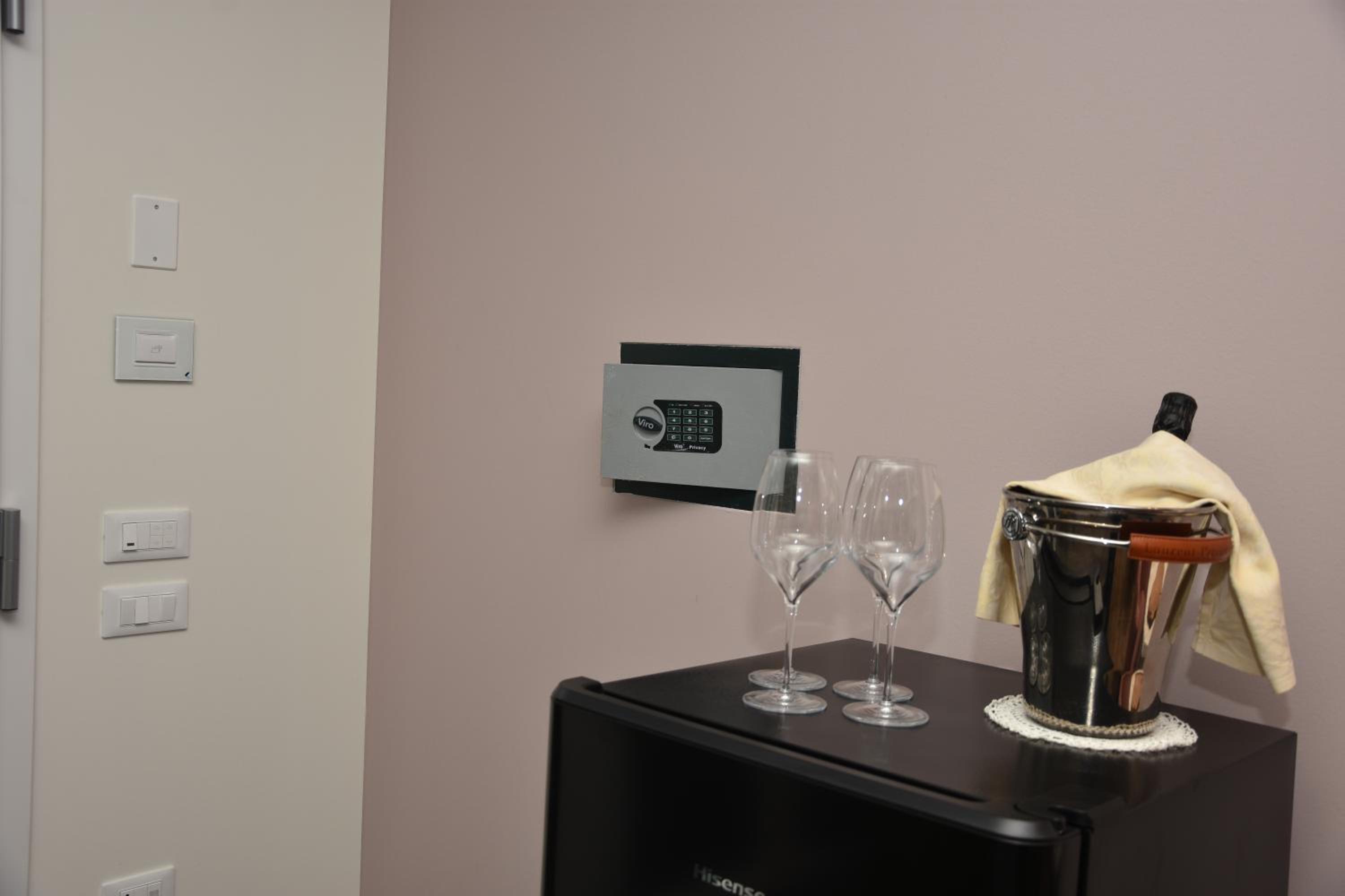 Two-Bedroom Deluxe Apartment