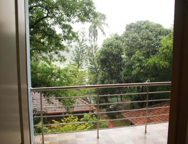 Twin Room With Balcony photo 2