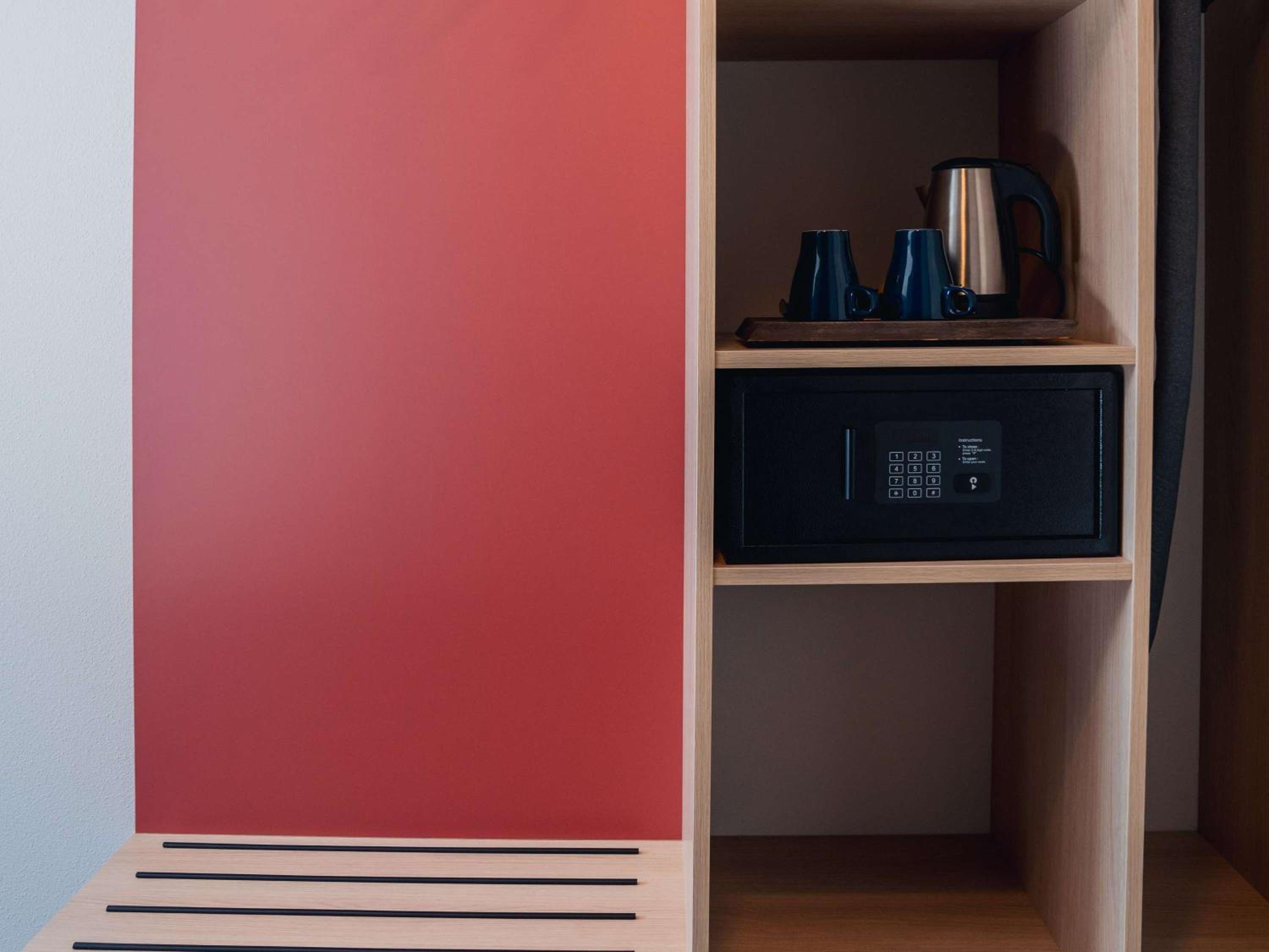 Standard Twin Room