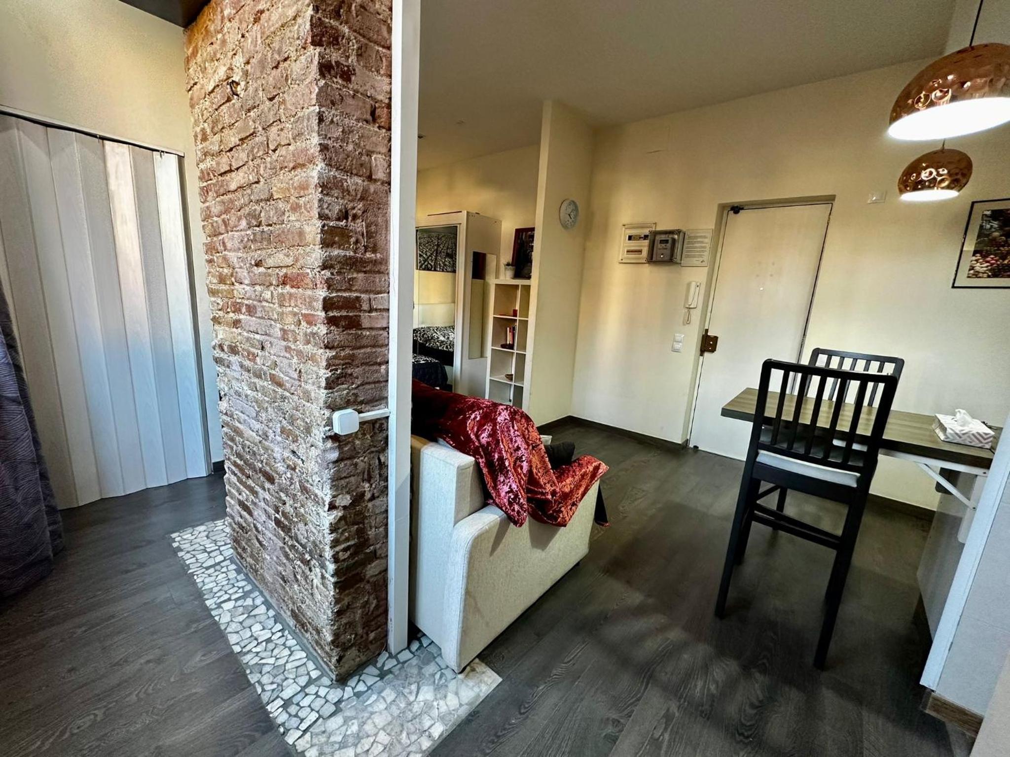 Studio Apartment photo 3