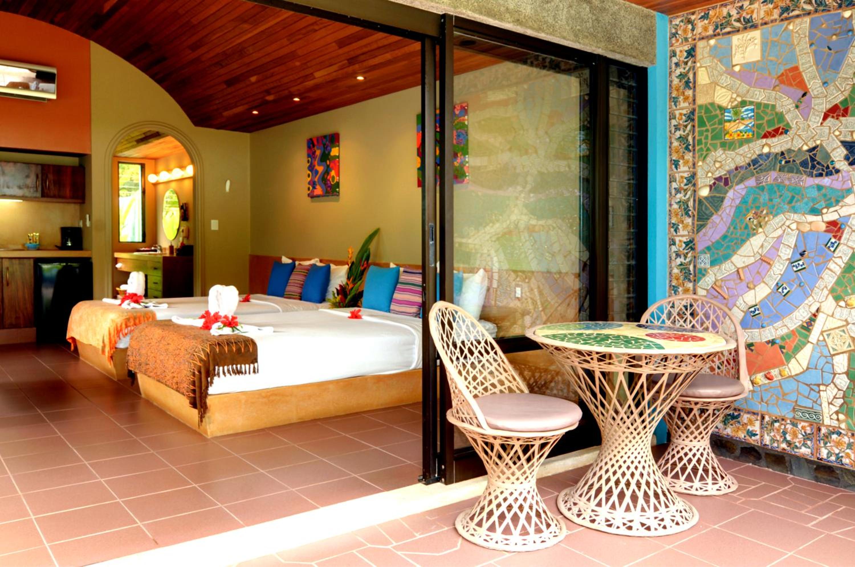 Beach Front Bungalow 2 Full Beds - Photo 7