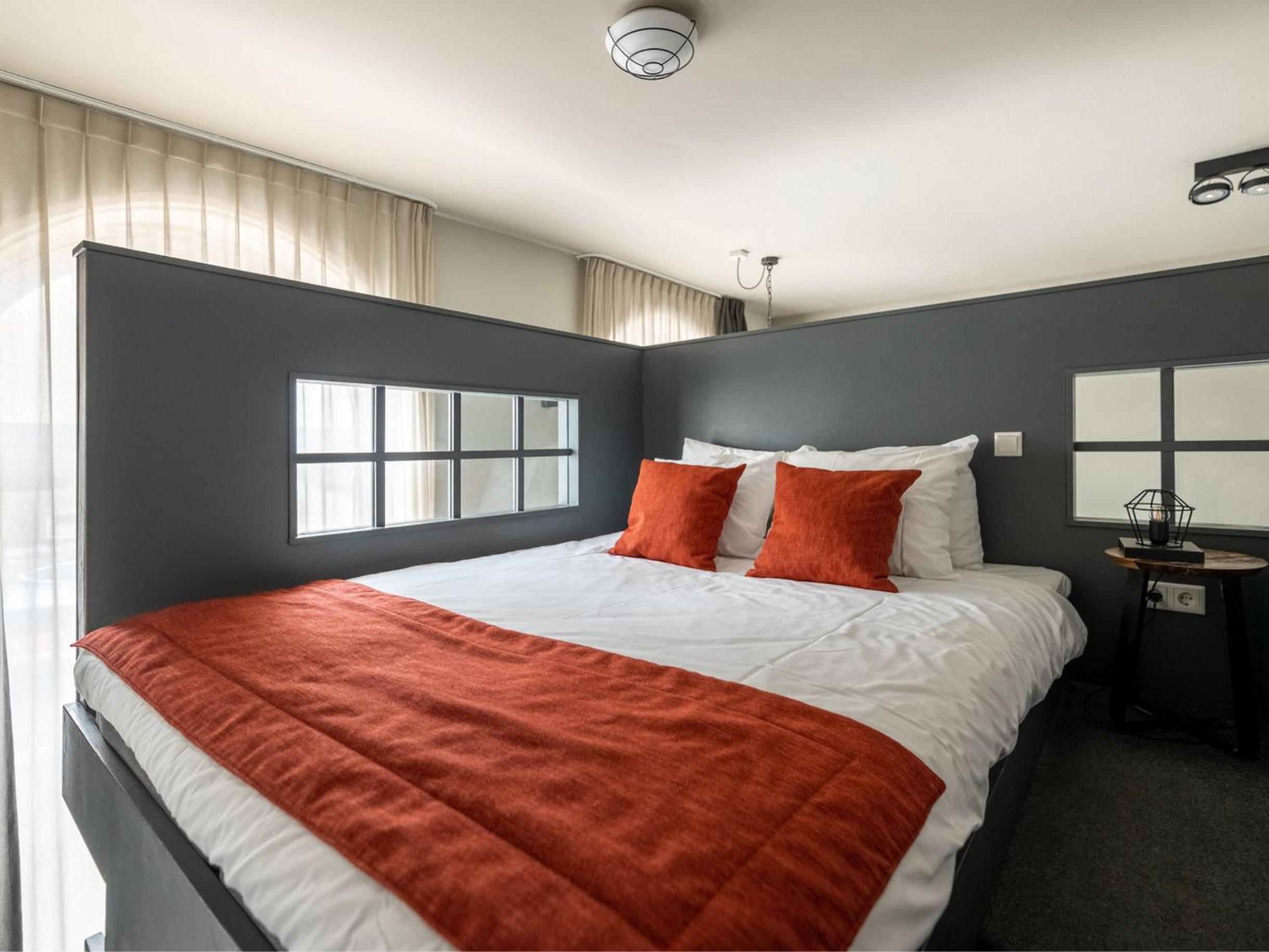 Large Studio with Kitchen and Sofa Bed - Duplex photo 1