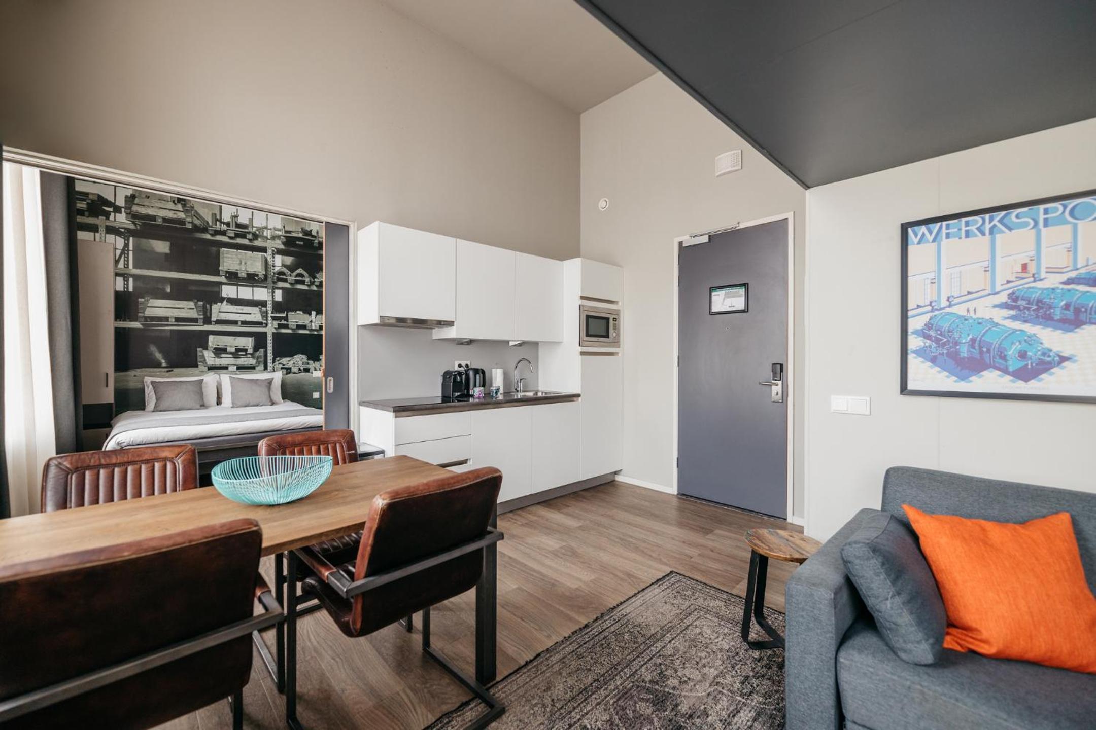 1 Bedroom Apartment with Sofa Bed & Extra Double Bed photo 3
