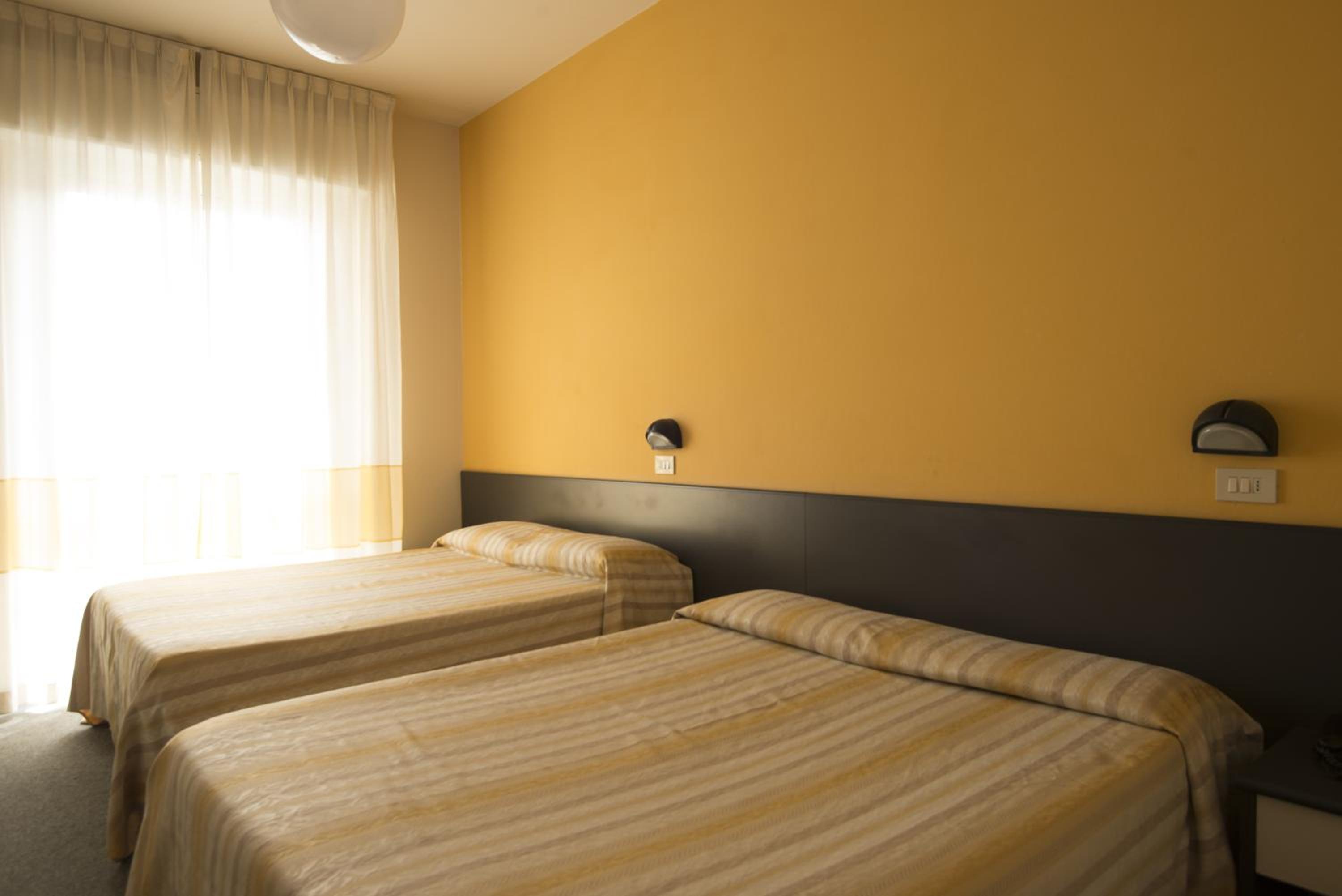 Classic Quadruple Room