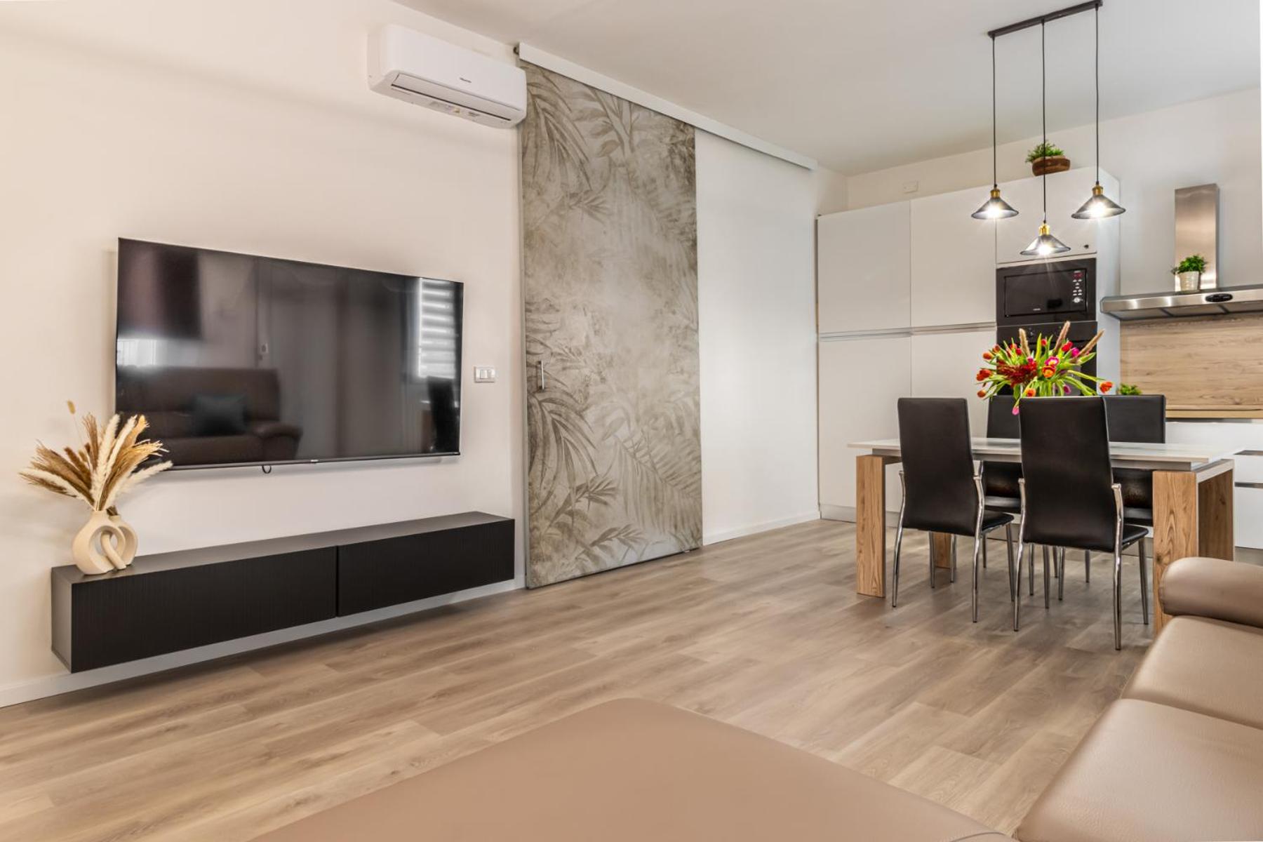 Two-Bedroom Deluxe Apartment