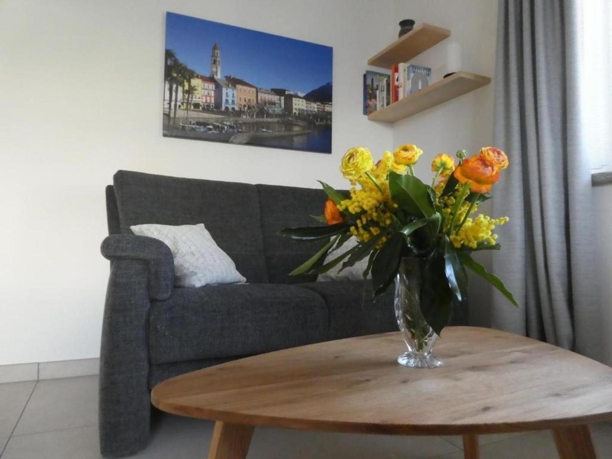 Apartment photo 2