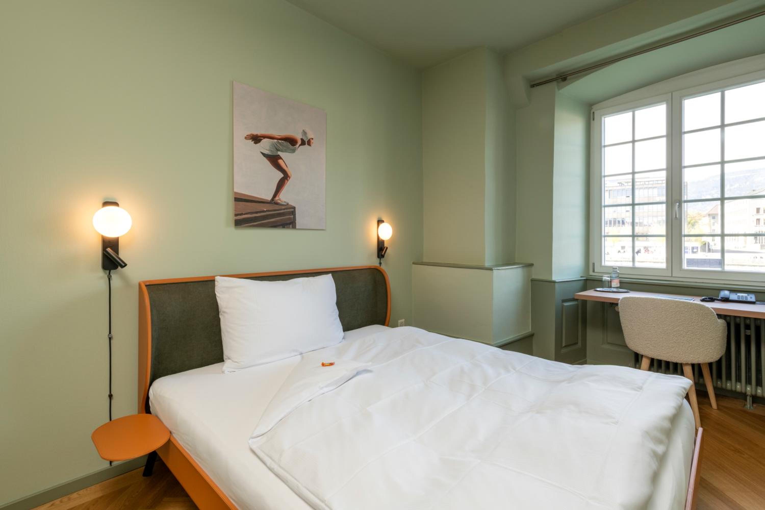 Small Boutique Room photo 3
