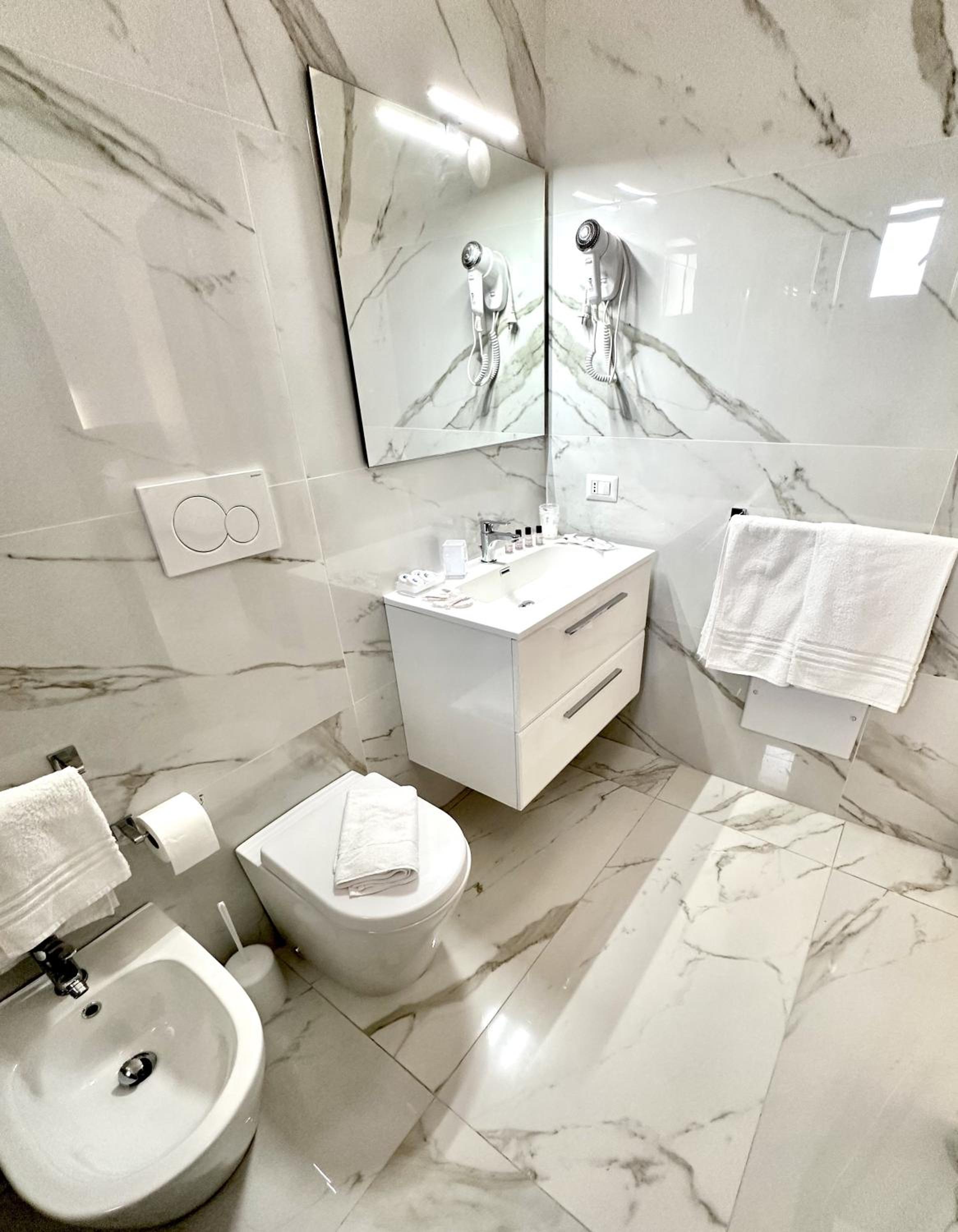 Superior Triple Room photo 2