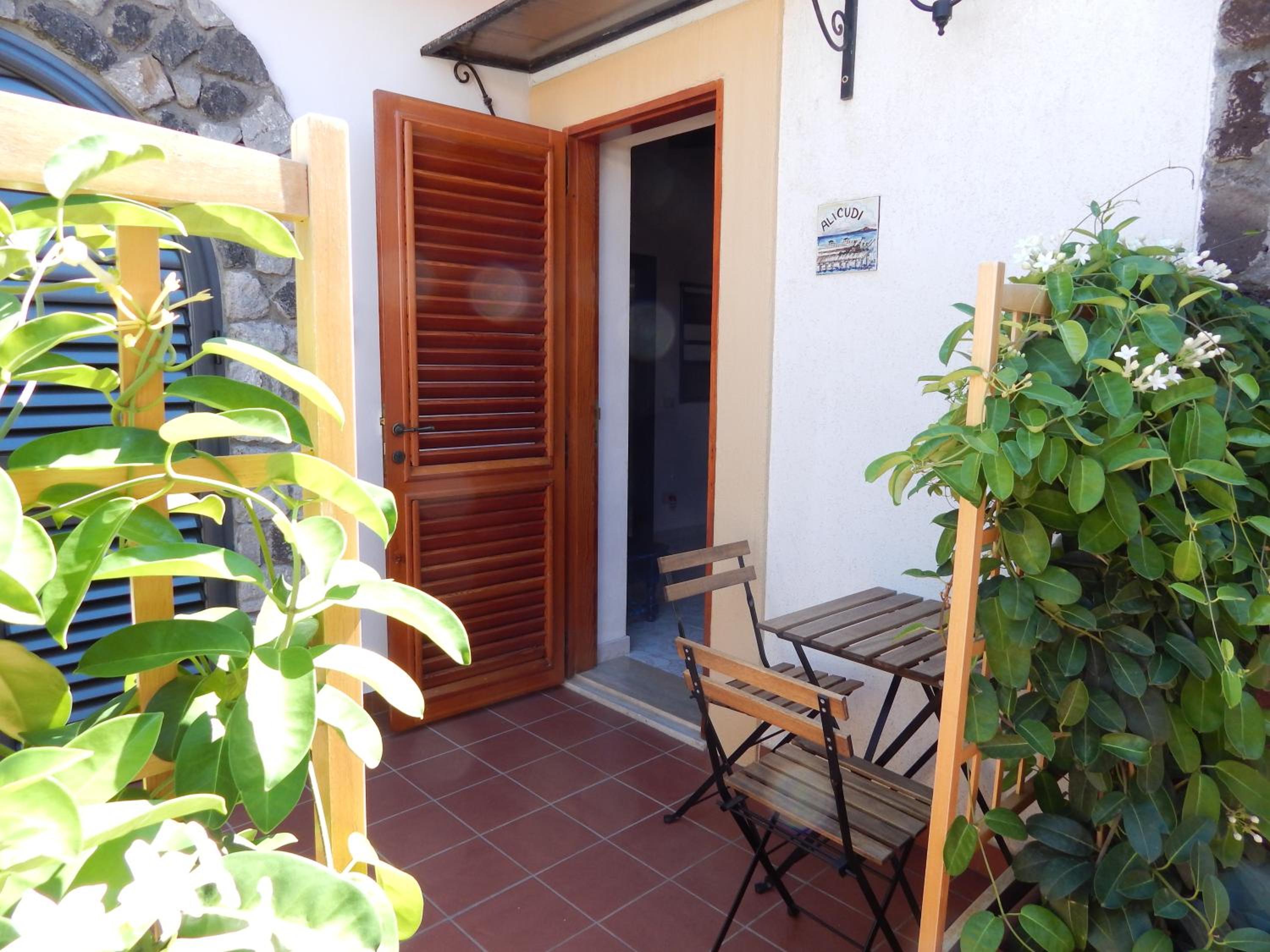 Triple Room - Photo 5